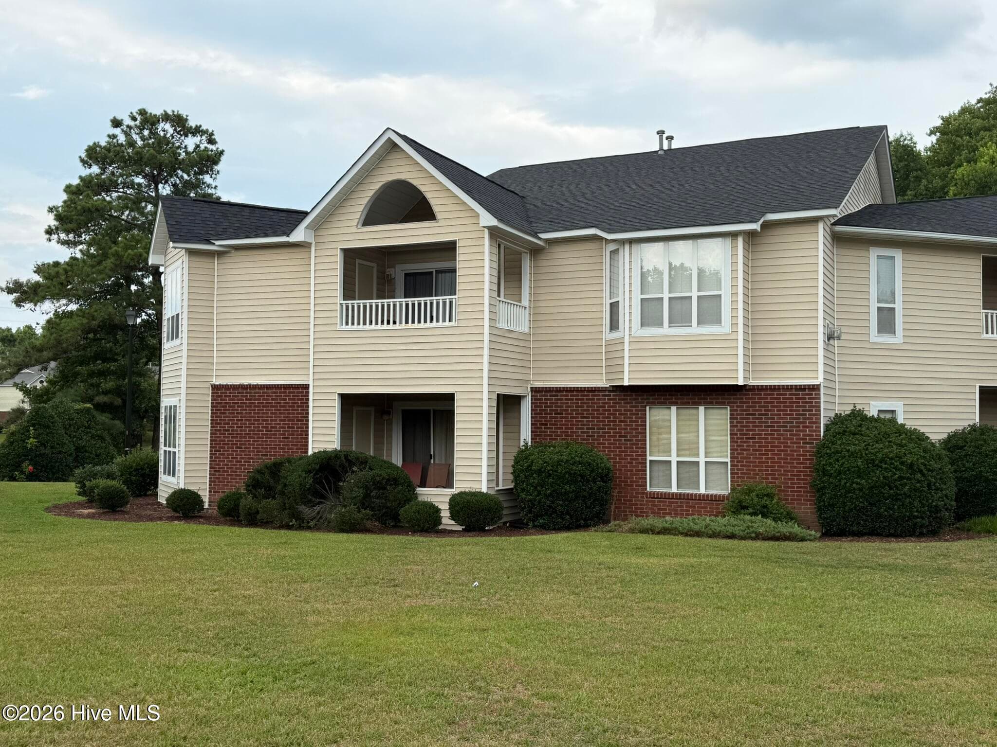 Condominium at 605 Spring Forest Road E, Greenville, NC 27834, photo 7 of 13