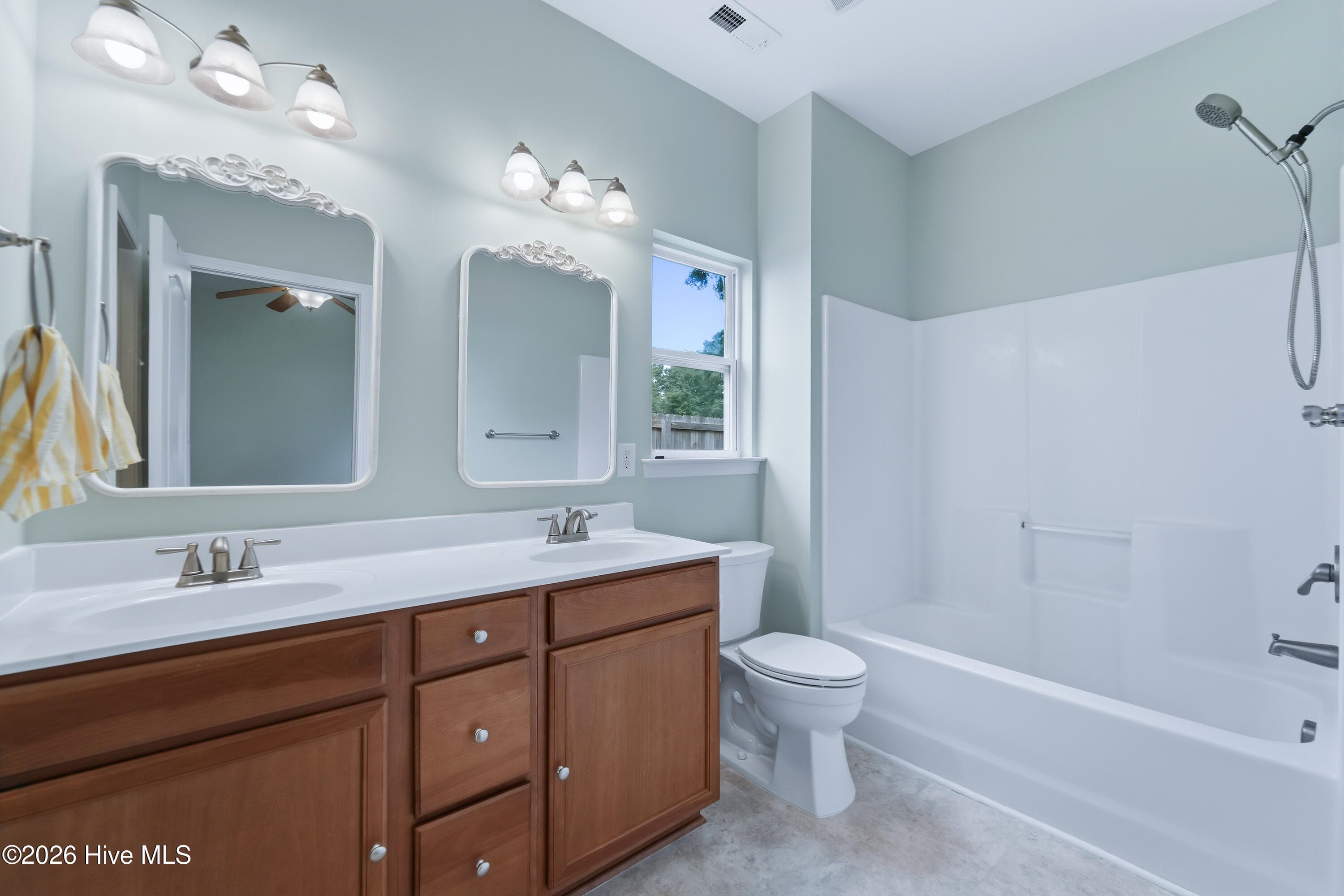 primary bath - 103 Forsythia Court, Jacksonville, NC 28546