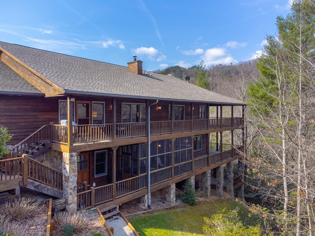 750 Double Springs Drive, Almond, NC 28702