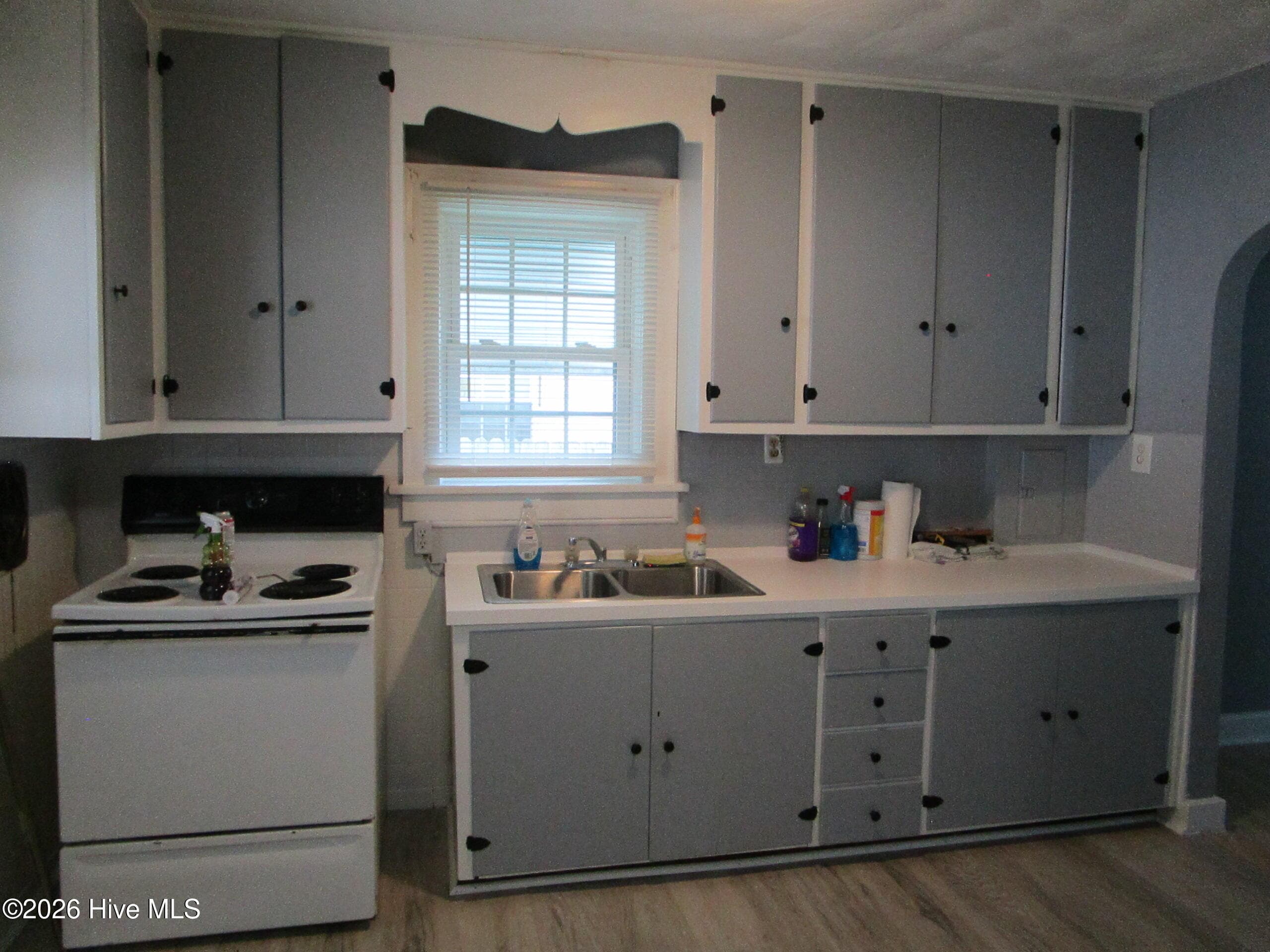 Single Family Residence at 202 Harrell Street, Elizabeth City, NC 27909, photo 7 of 21