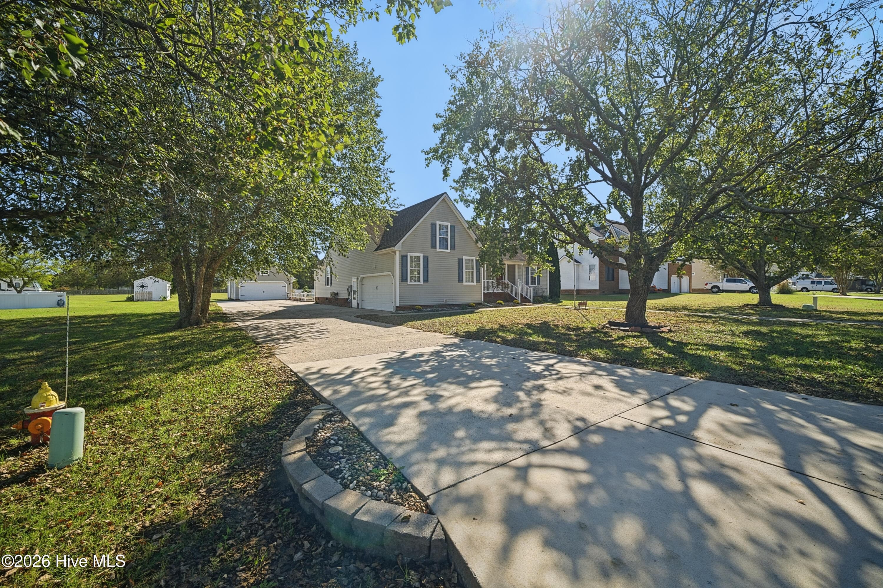 106 Elizabeth Circle, Moyock, NC 27958