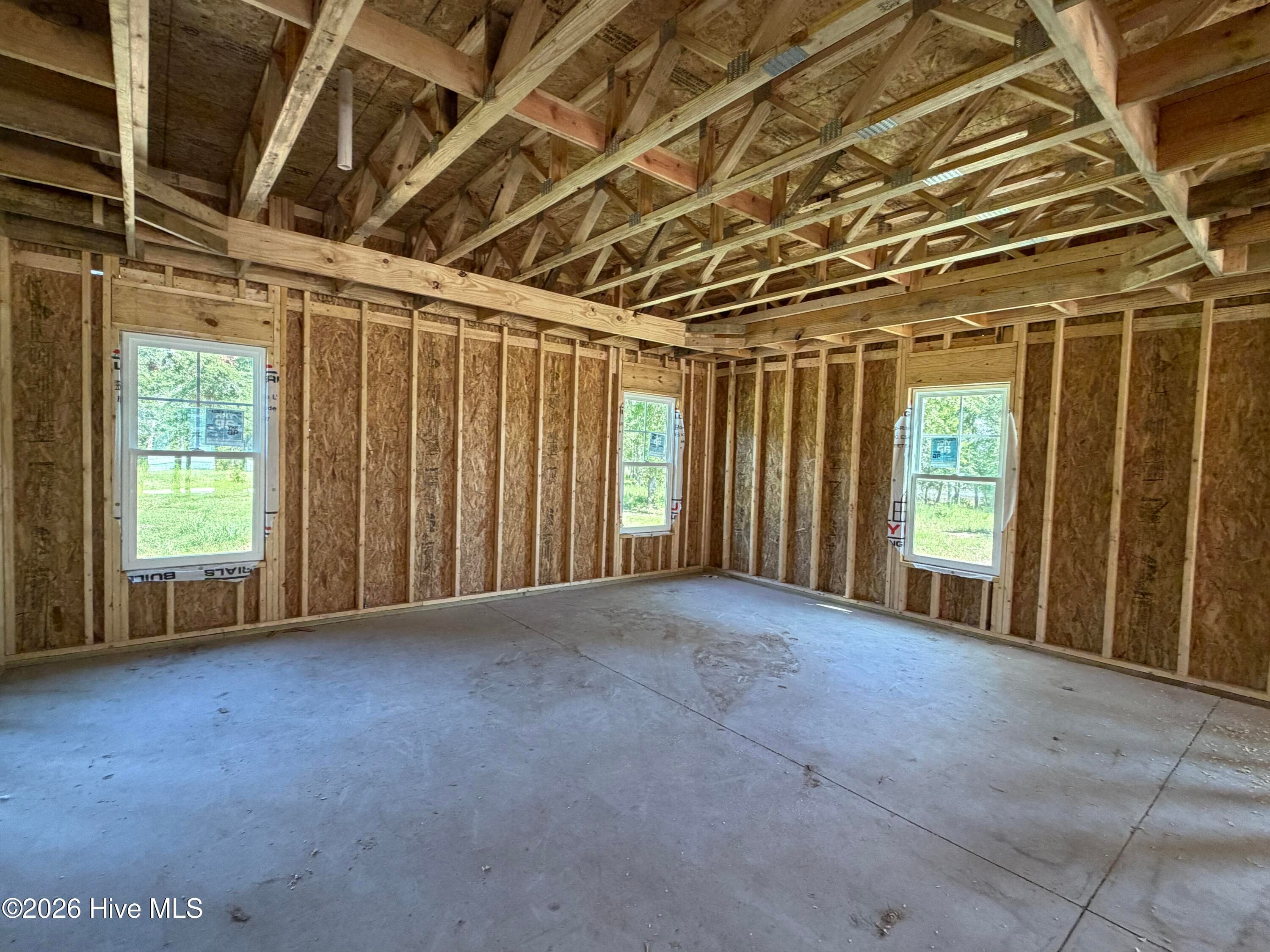 Single Family Residence at 287 E Ivybridge Drive, Hubert, NC 28539, photo 7 of 84