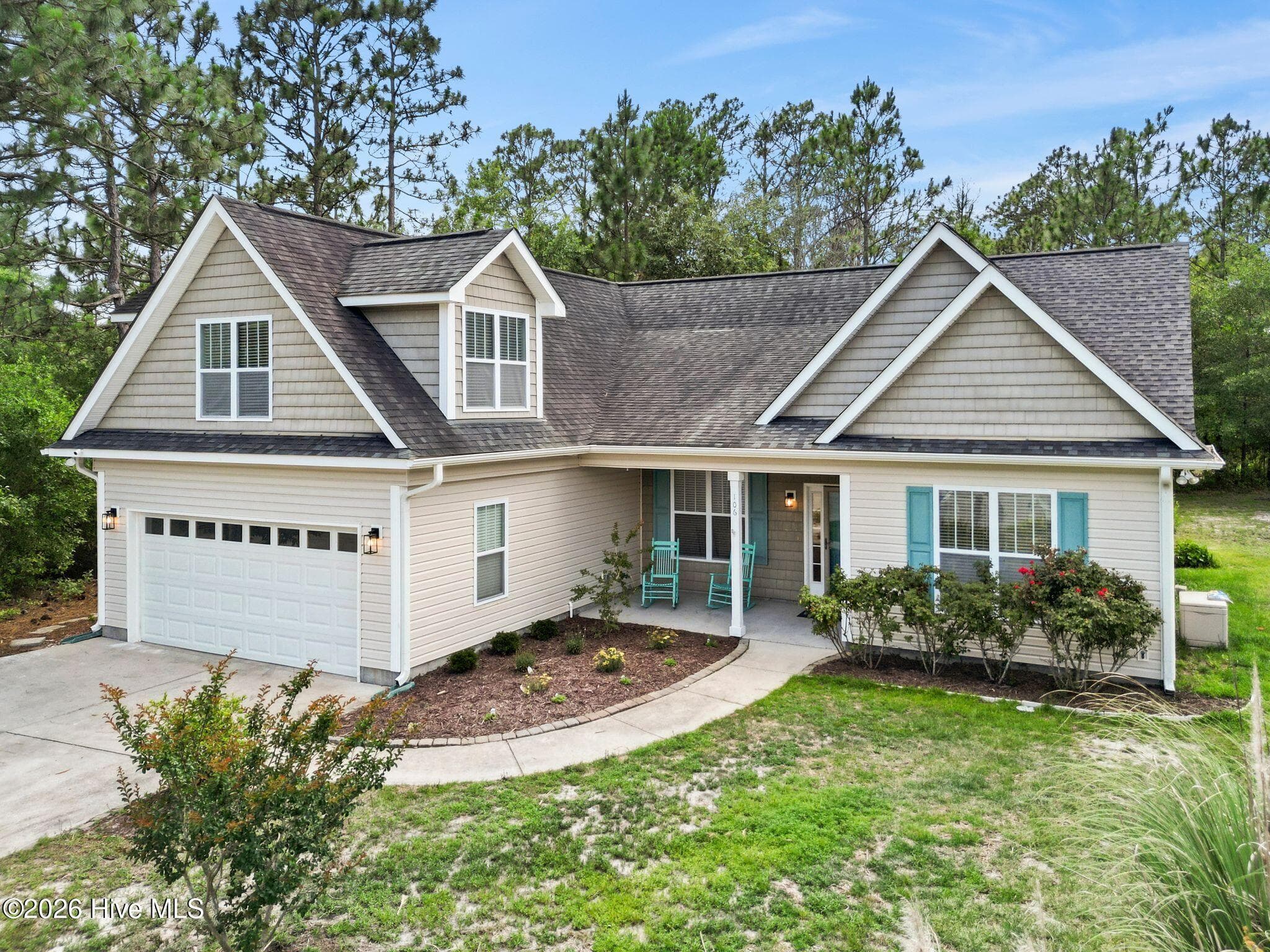Single Family Residence at 106 Cinema Court, Hampstead, NC 28443, photo 4 of 60