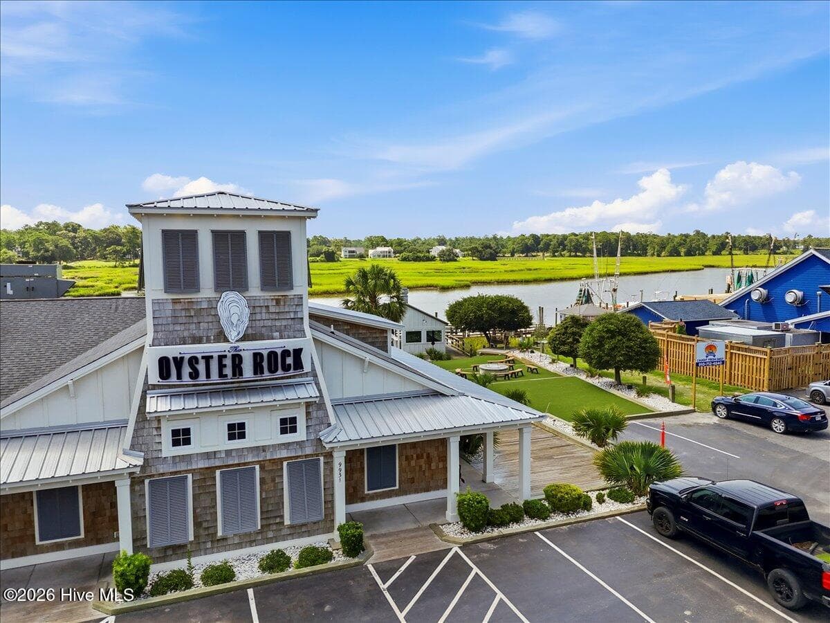 Condominium at 10170 Beach Drive SW Unit 3305, Calabash, NC 28467, photo 5 of 5
