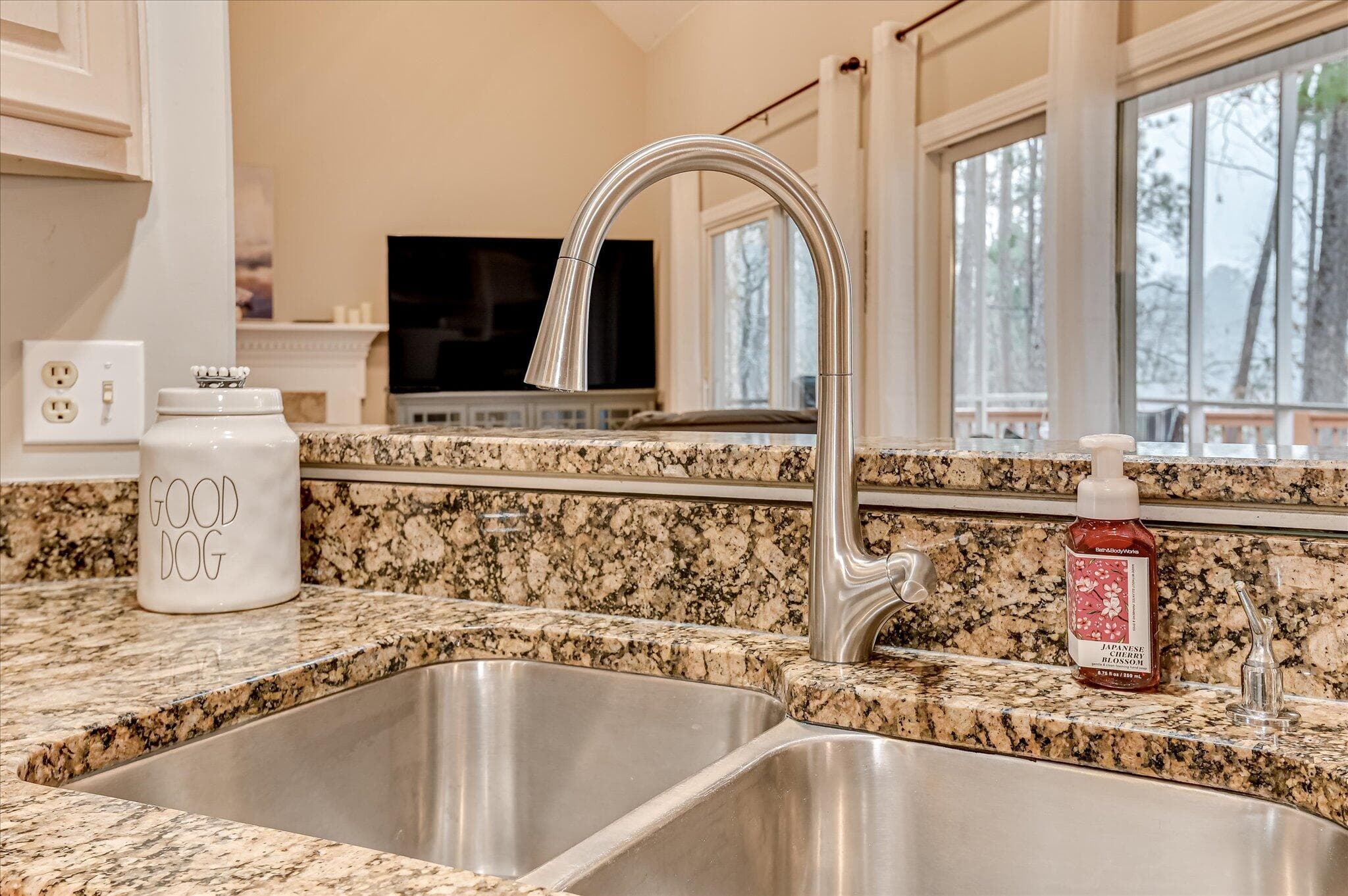 Single Family Residence at 184 Savannah Drive, McCormick, SC 29835, photo 25 of 70