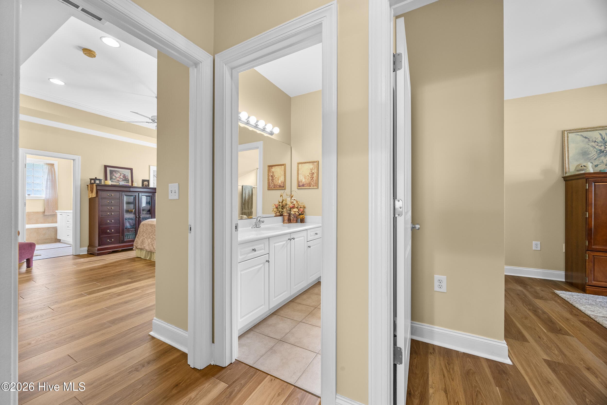 Single Family Residence at 8746 Ramsbury Way, Wilmington, NC 28411, photo 14 of 50