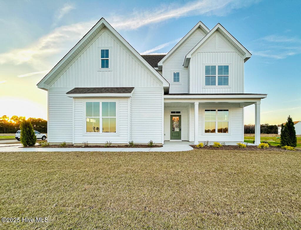 SIMILAR PHOTO - 814 Tupelo Tree Drive, Hubert, NC 28539