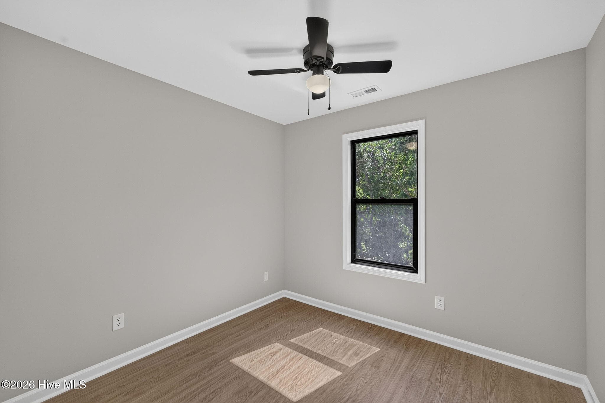 Single Family Residence at 1114 Orange Street, Wilmington, NC 28401, photo 18 of 31