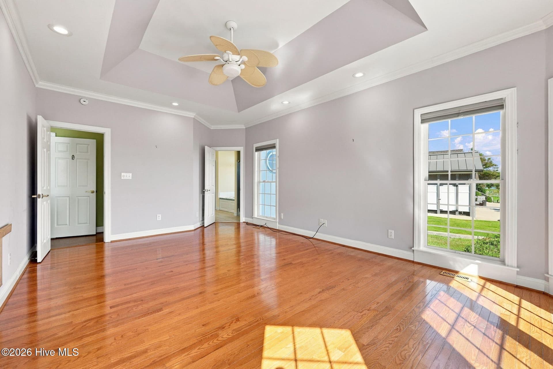 spacious master - 105 Magens Court W, Cedar Point, NC 28584