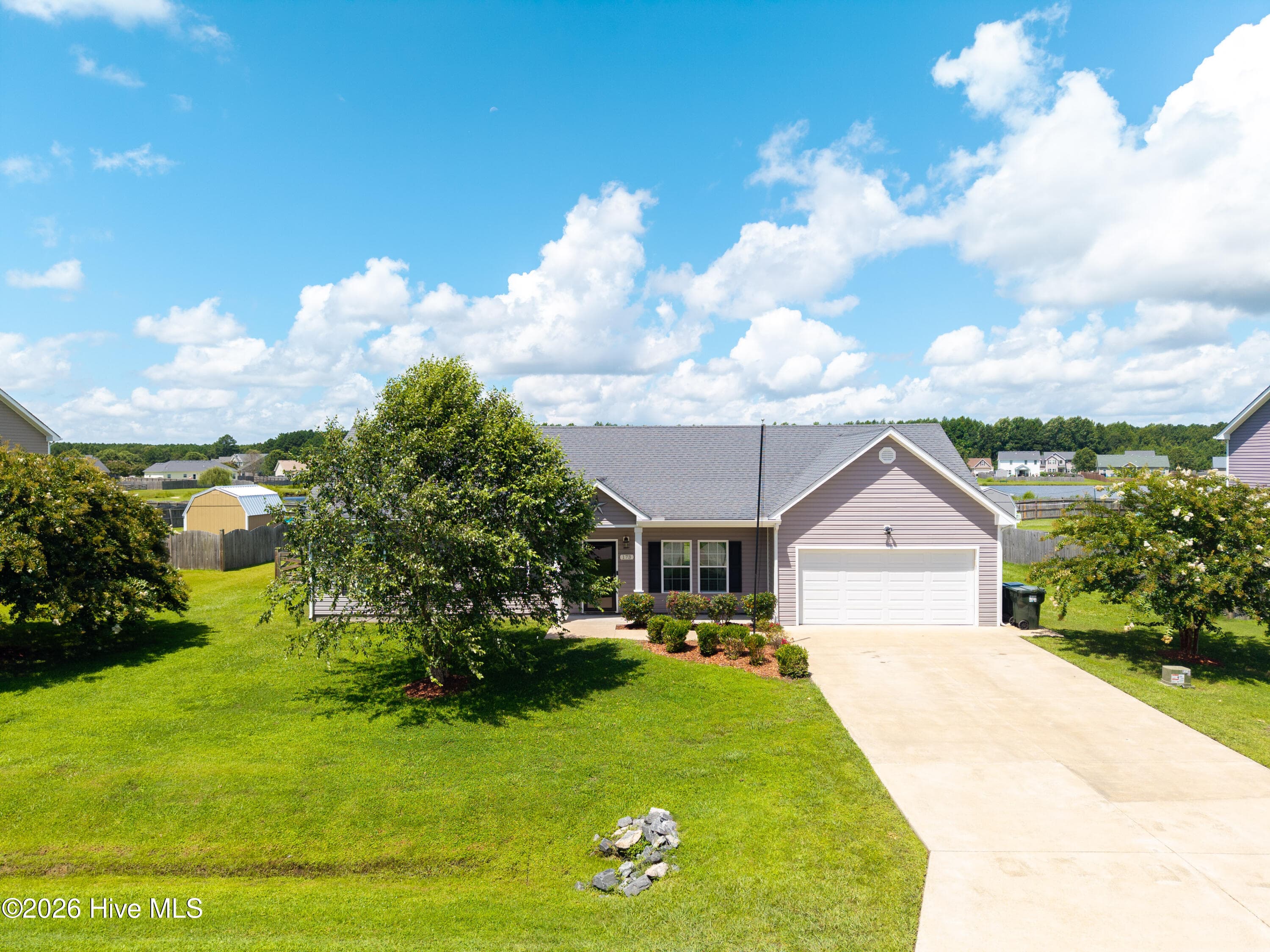 173 Laurel Woods Way, Currituck, NC 27929