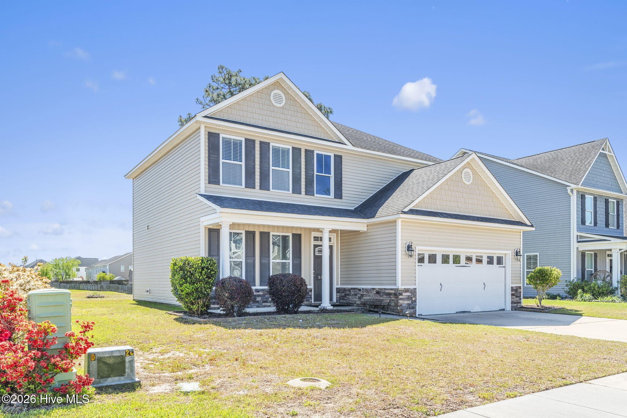 Single Family Residence at 8037 Footpath Road, Leland, NC 28451, photo 2 of 43