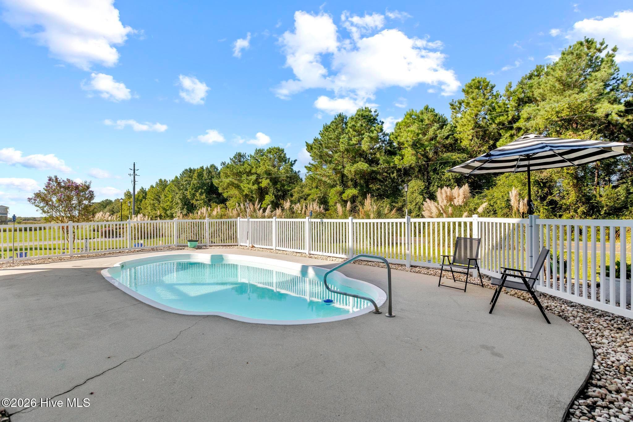 101 Brandon Avenue, Hubert, NC 28539