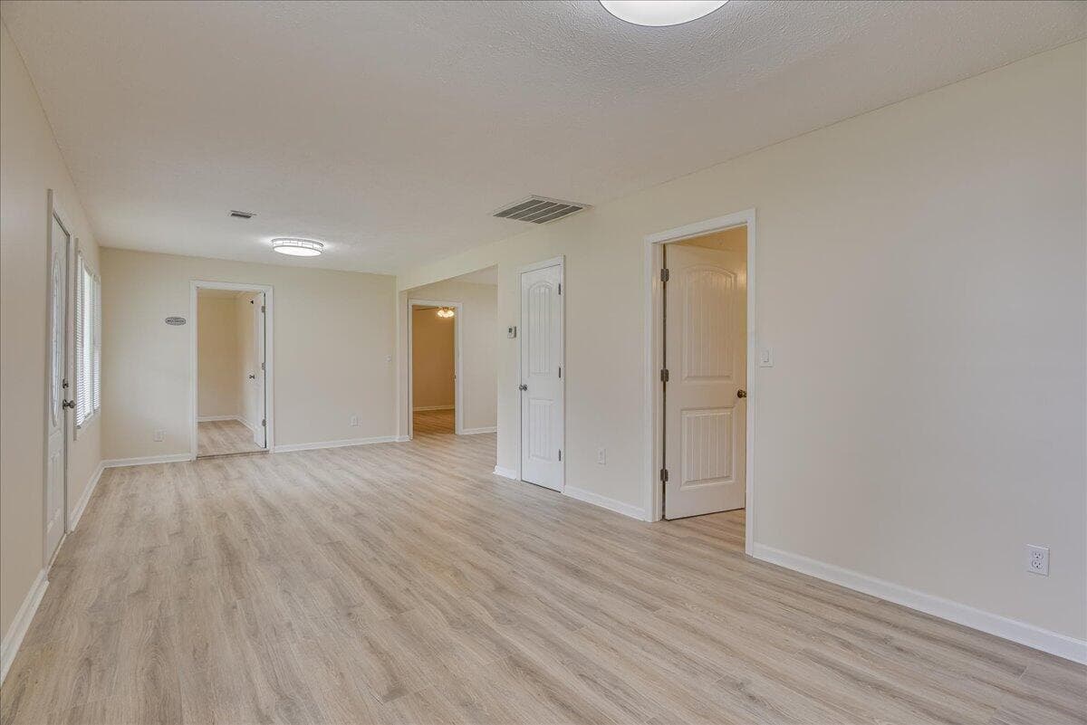 Single Family Residence at 3113 Bell Drive, Augusta, GA 30906, photo 4 of 23