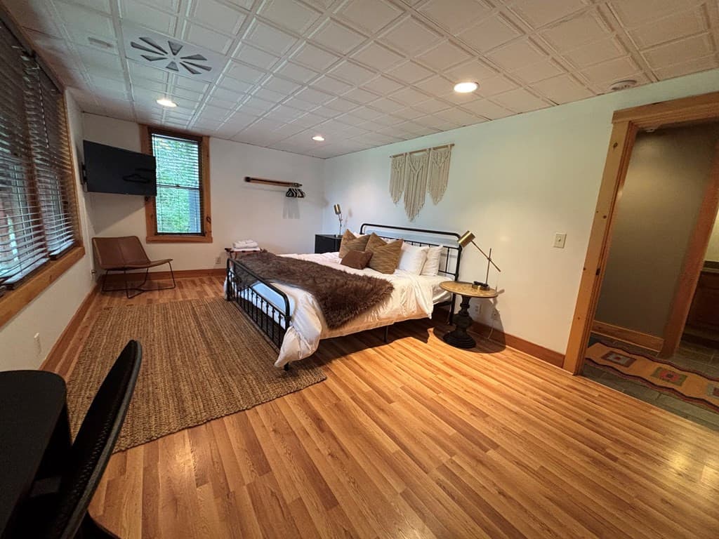 Single Family Residence at 769 Indian Lake Road, Topton, NC 28781, photo 4 of 5
