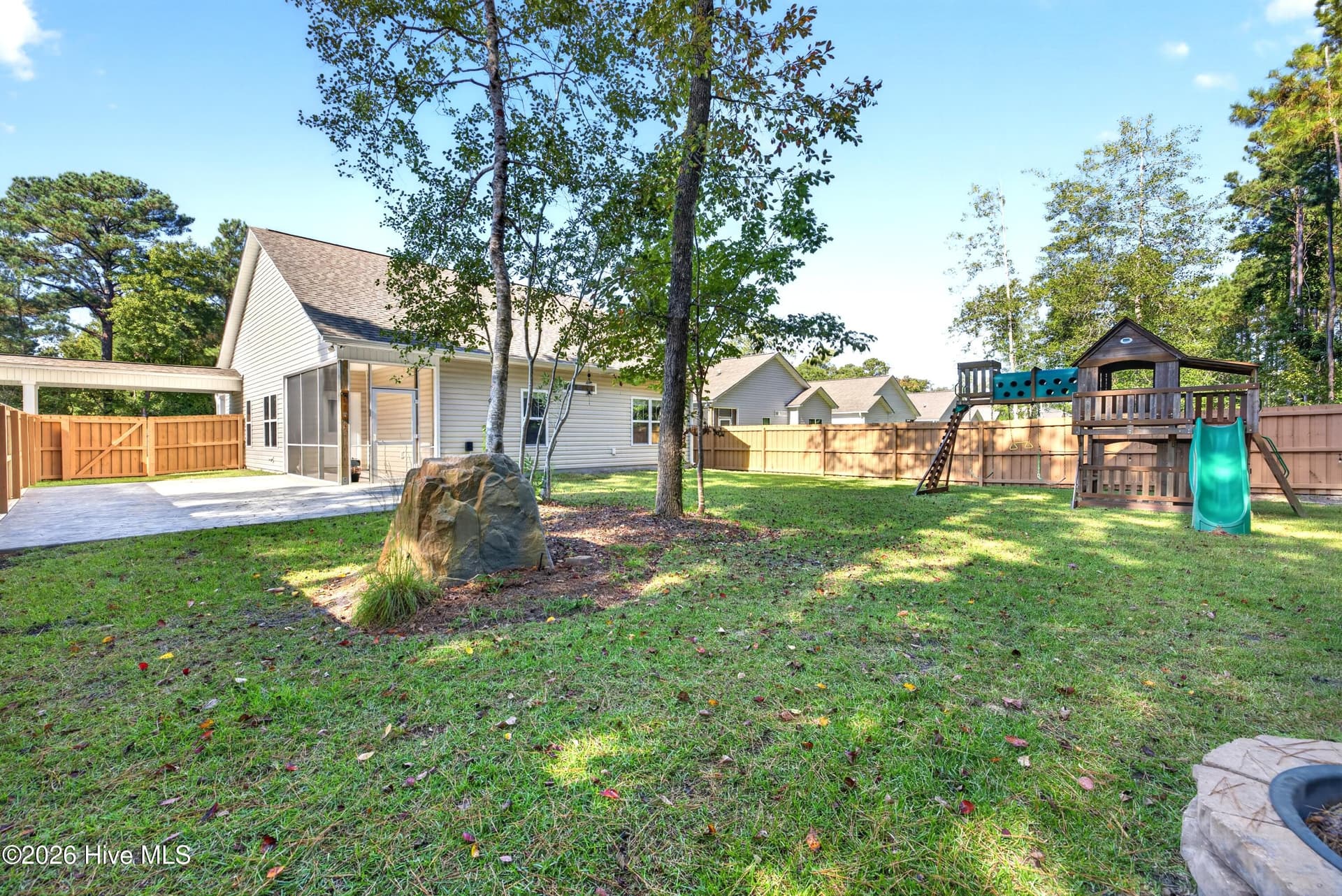 Single Family Residence at 1205 Dan Owen Drive, Hampstead, NC 28443, photo 28 of 50