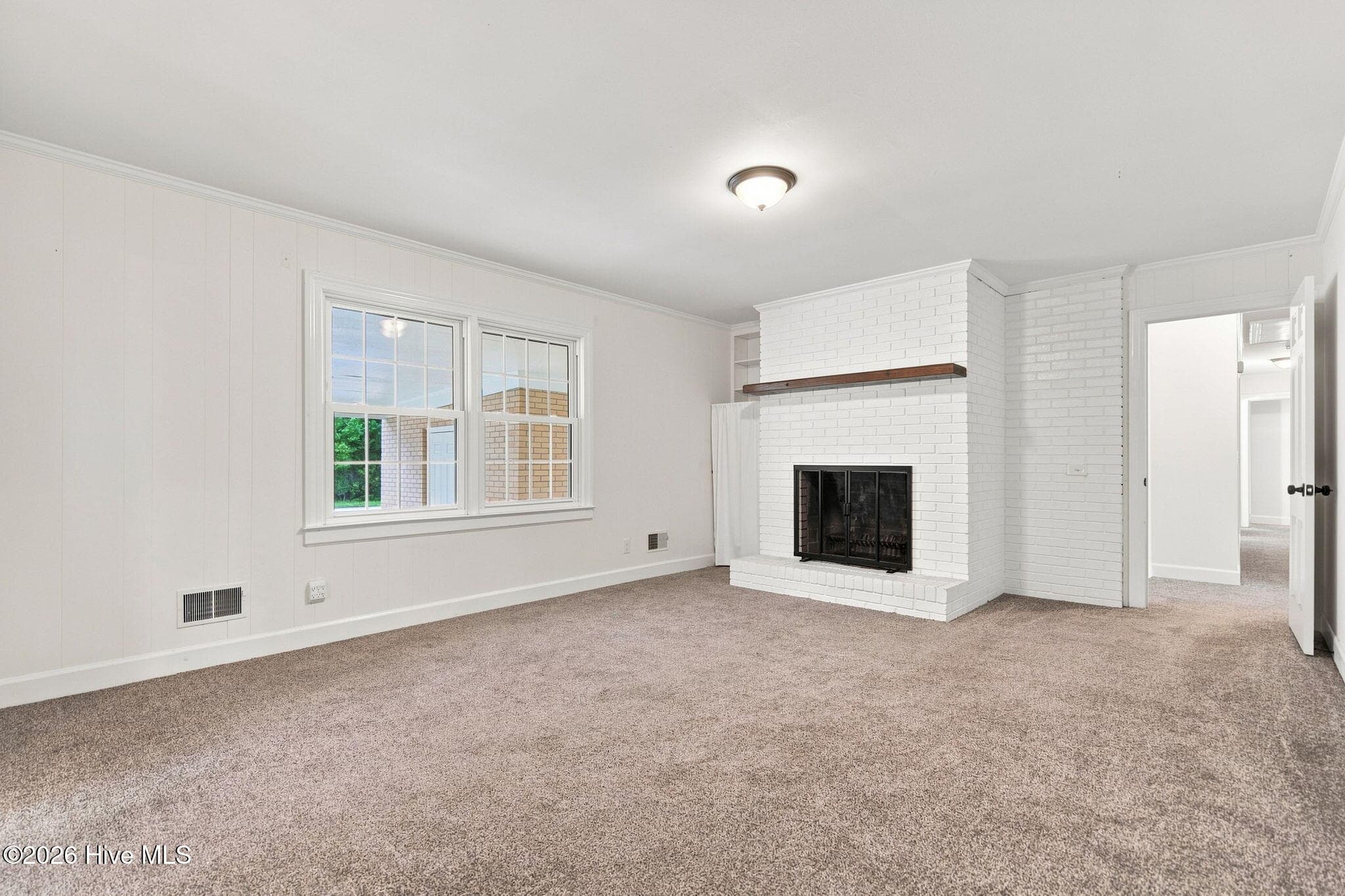 Single Family Residence at 120 Windemere Road, Wilmington, NC 28405, photo 3 of 5