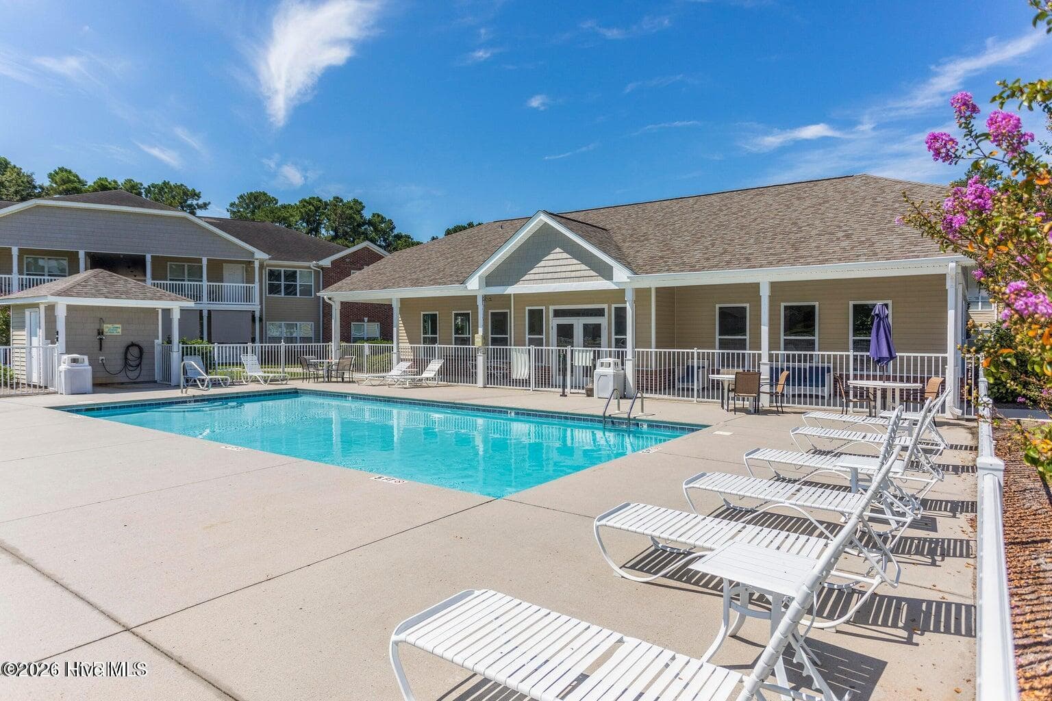 4420 Jay Bird Circle Unit 102, Wilmington, NC 28412