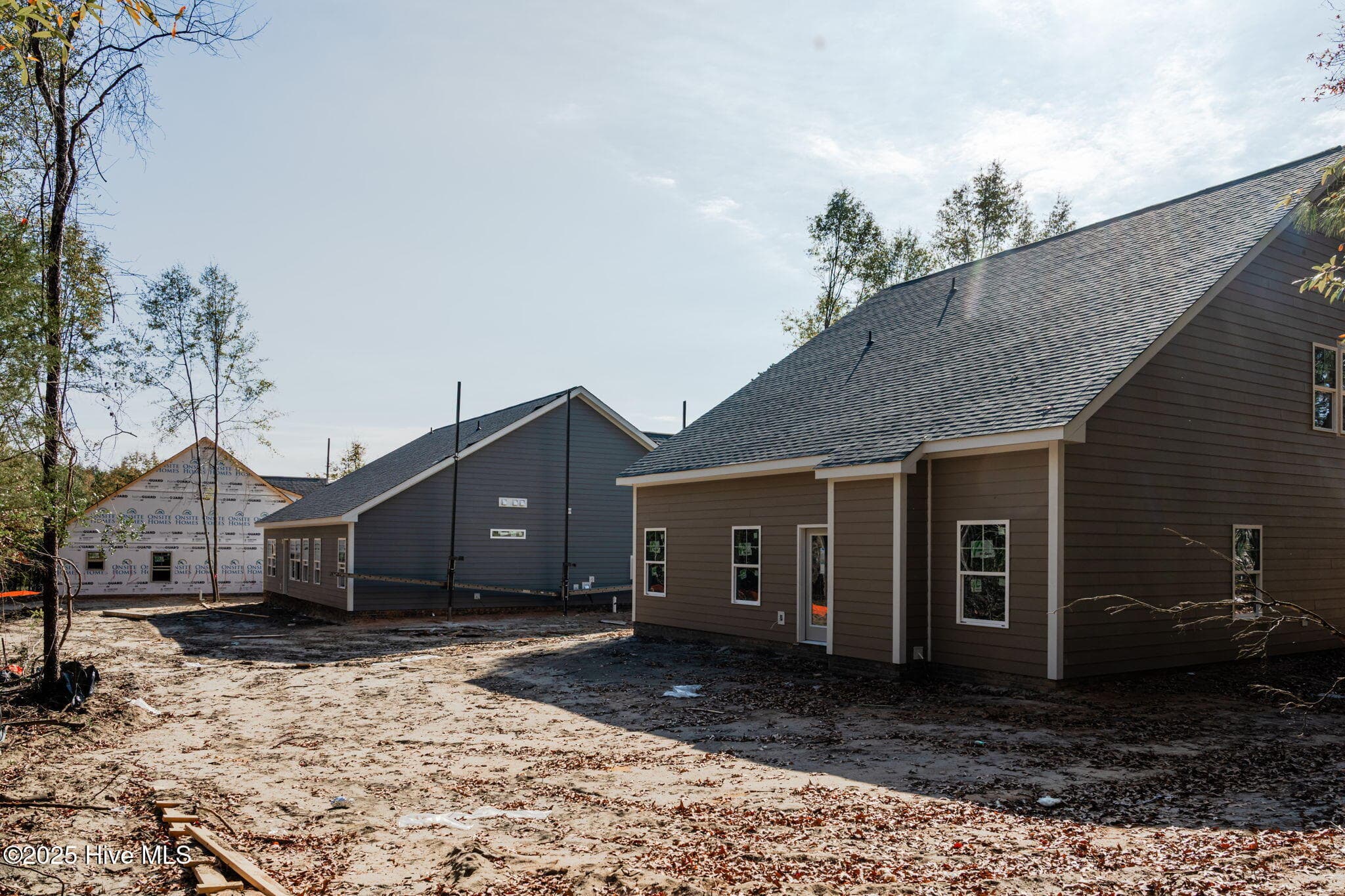 TELLURIDE LOT 04 - 'Berton' - 221 Telluride Court, Aberdeen, NC 28315