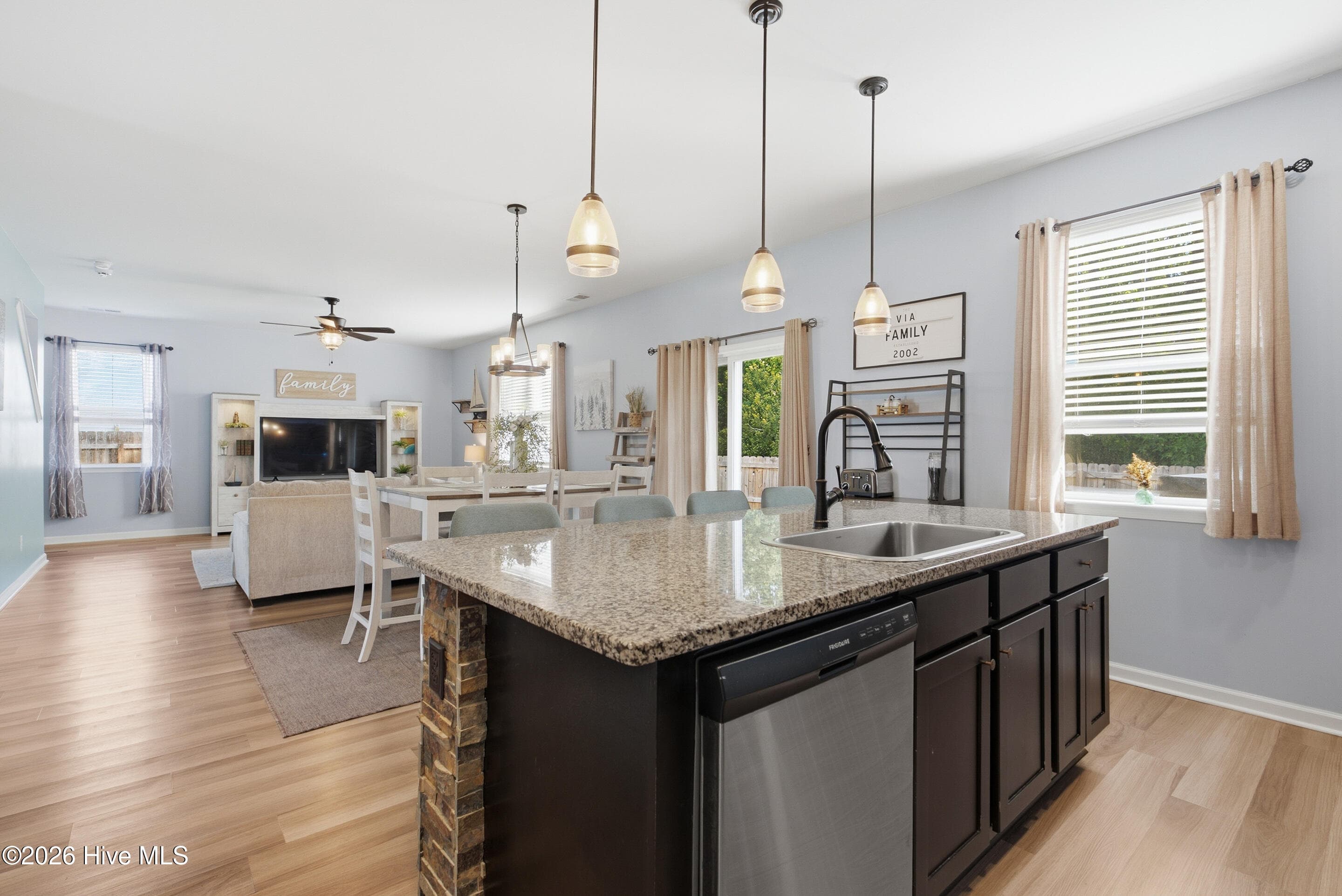 Single Family Residence at 1580 Maltwood Court SE, Bolivia, NC 28422, photo 17 of 51