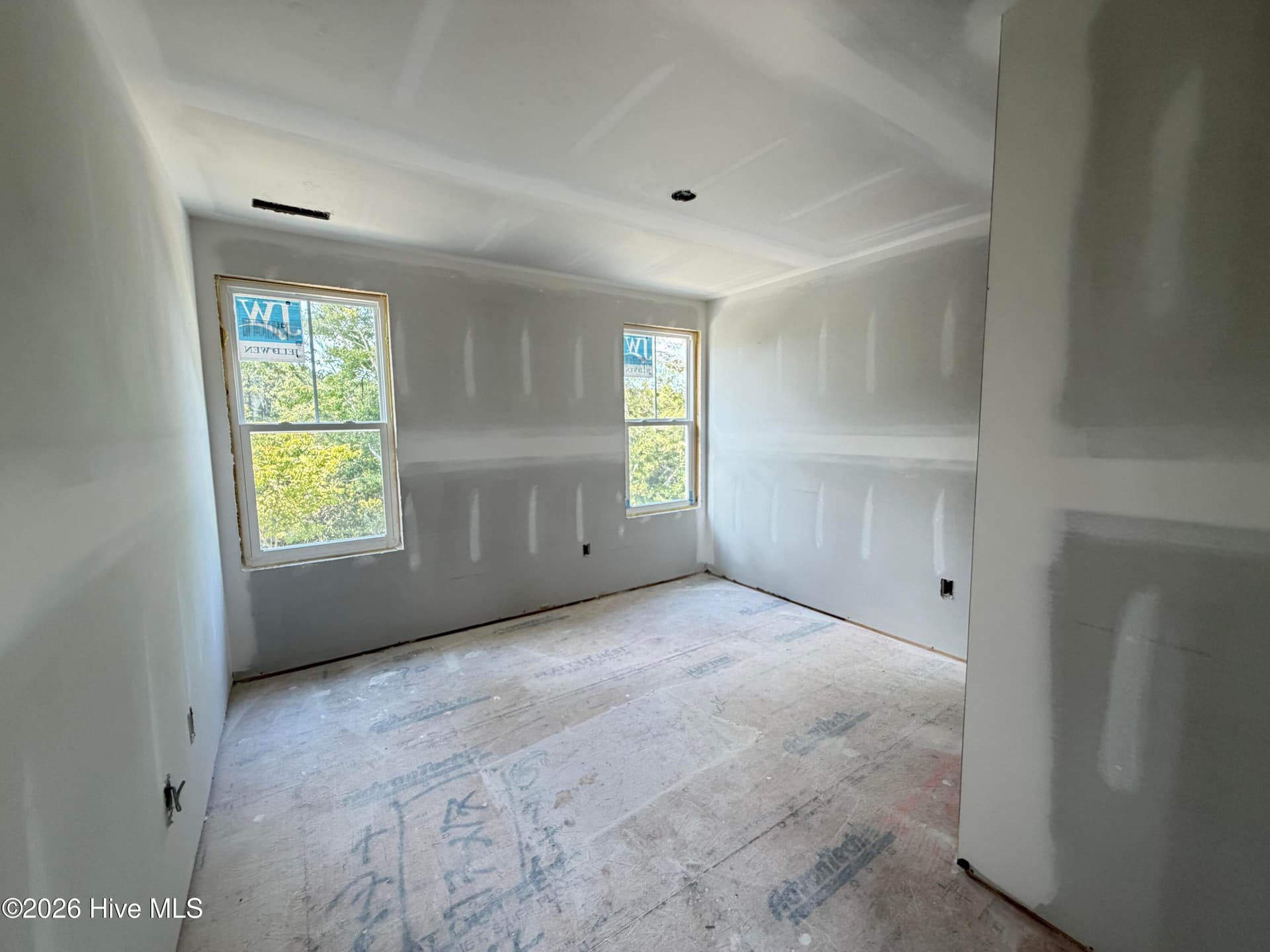 Single Family Residence at 176 S Bandwheel Way, Hampstead, NC 28443, photo 19 of 25