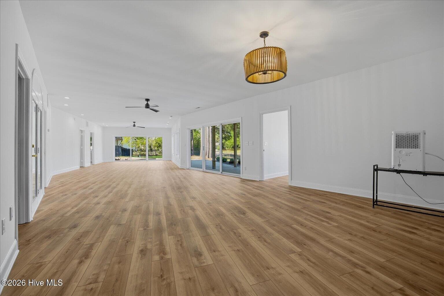 Single Family Residence at 304 Gull Road, Hampstead, NC 28443, photo 28 of 53