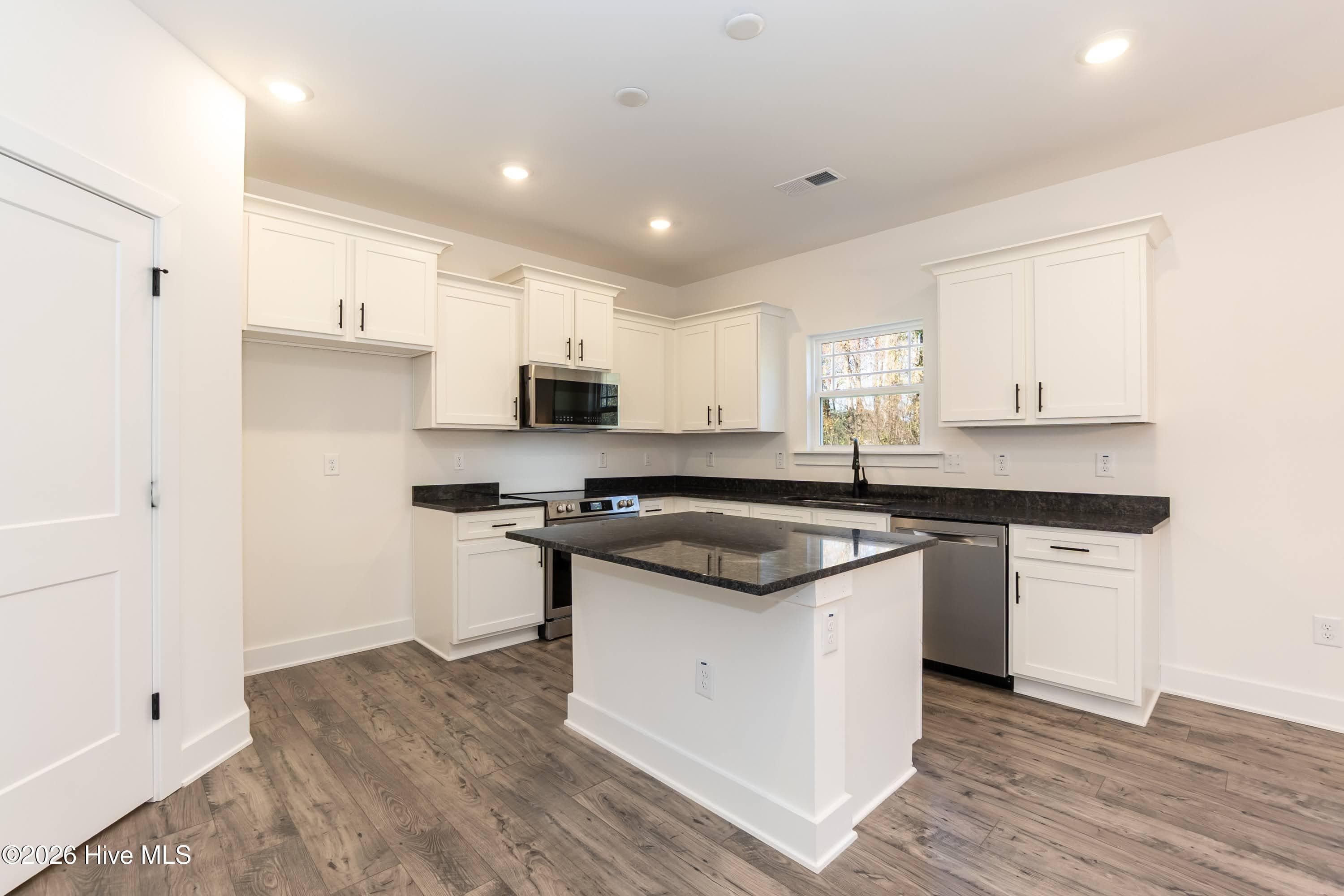 441 Whitetail Way, Tabor City, NC 28463