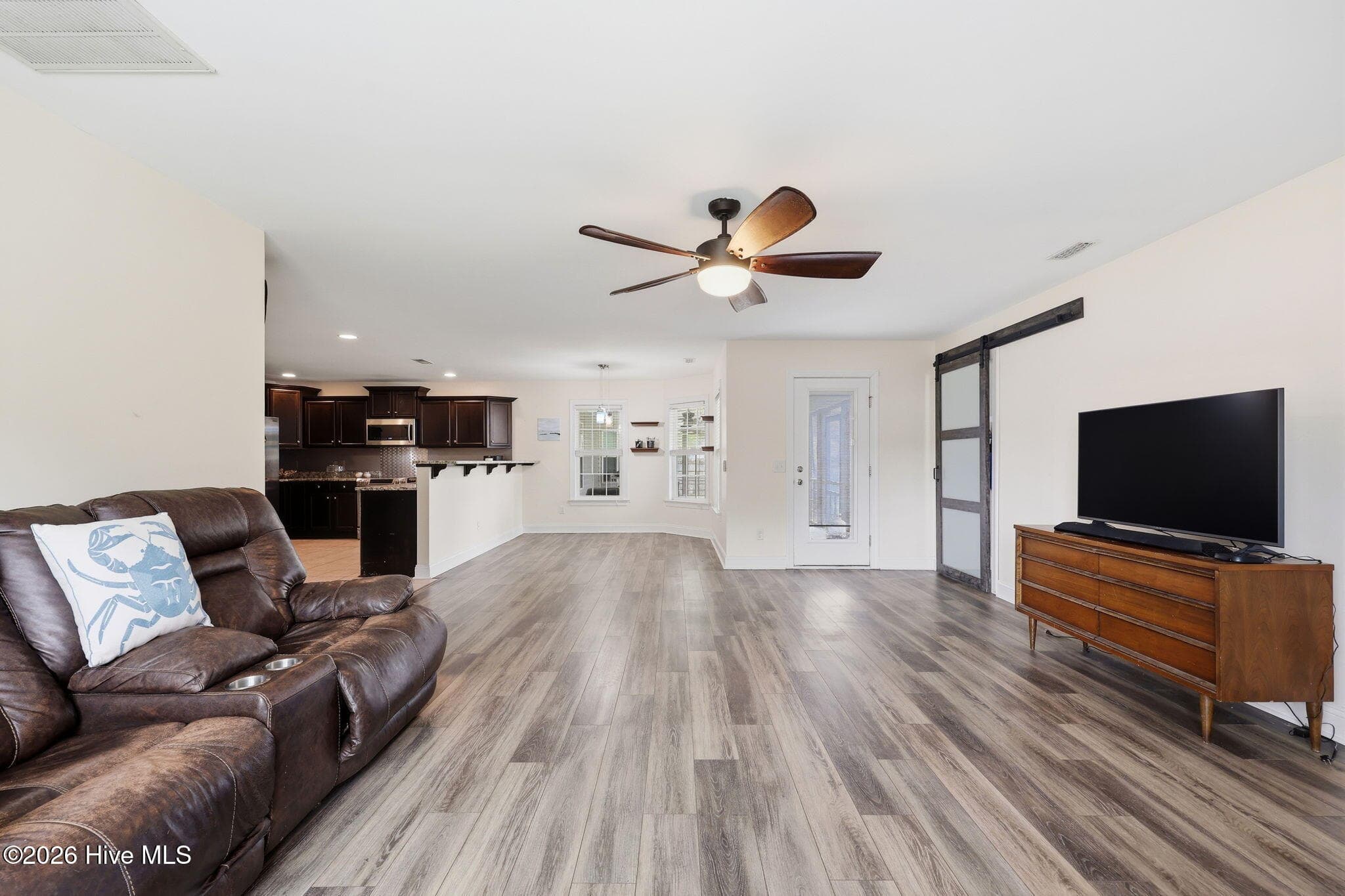 Single Family Residence at 803 Canvas Court, Swansboro, NC 28584, photo 28 of 102
