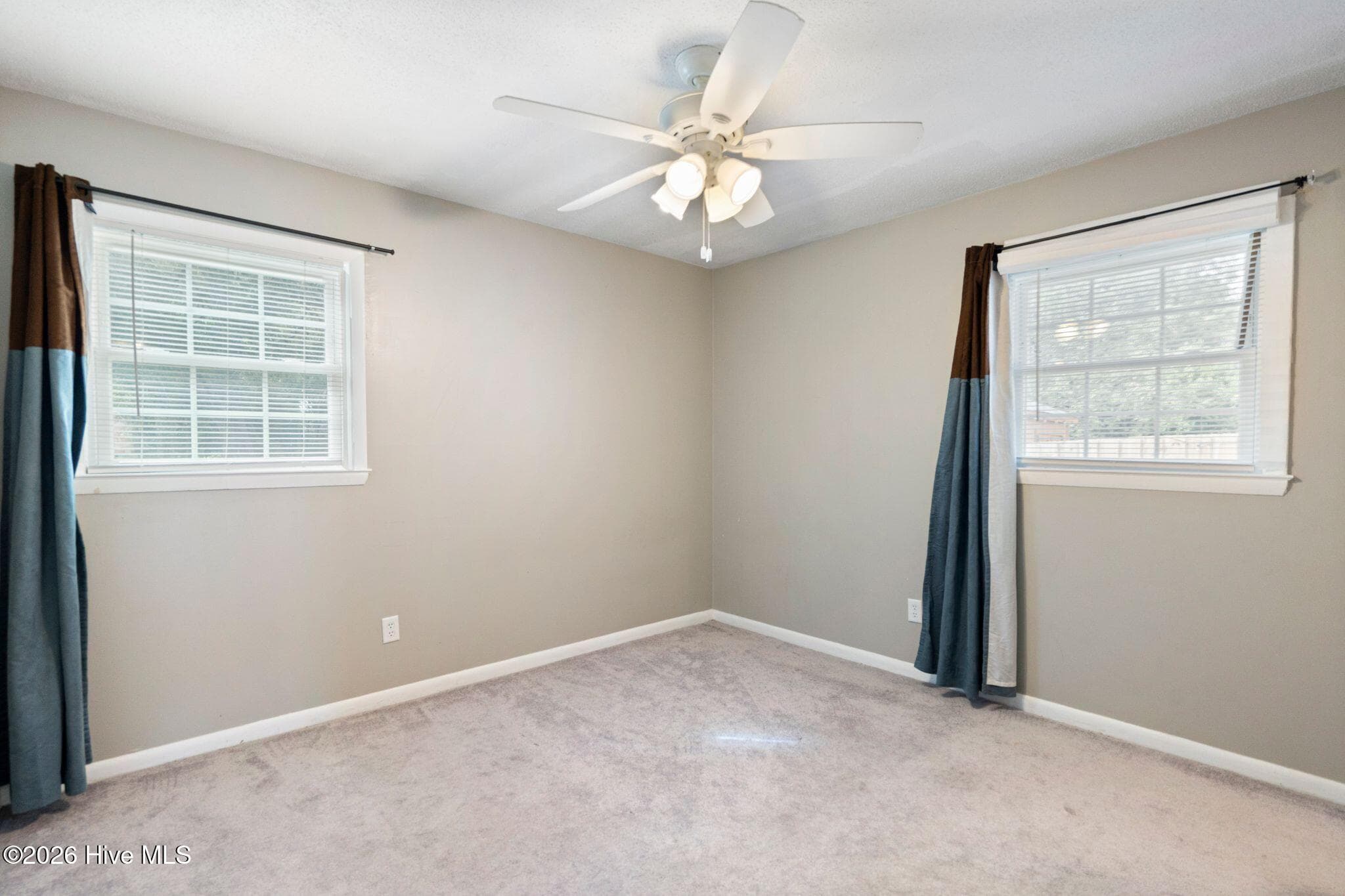 Single Family Residence at 354 Mercer Avenue, Wilmington, NC 28403, photo 9 of 22