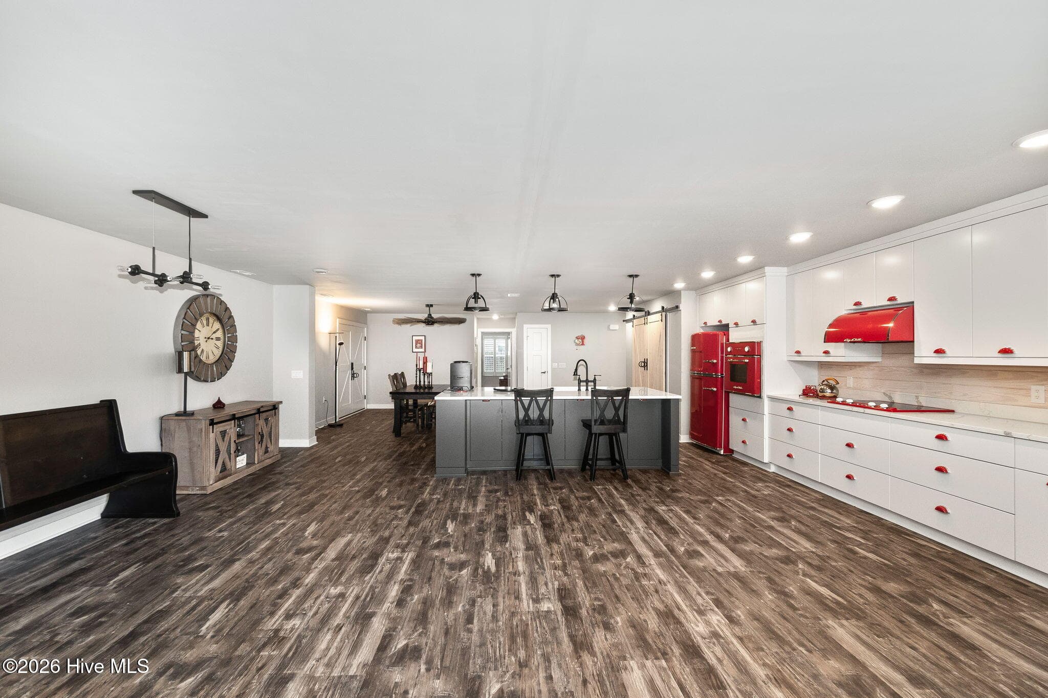 Single Family Residence at 106 Hidden View Loop, Moyock, NC 27958, photo 18 of 33
