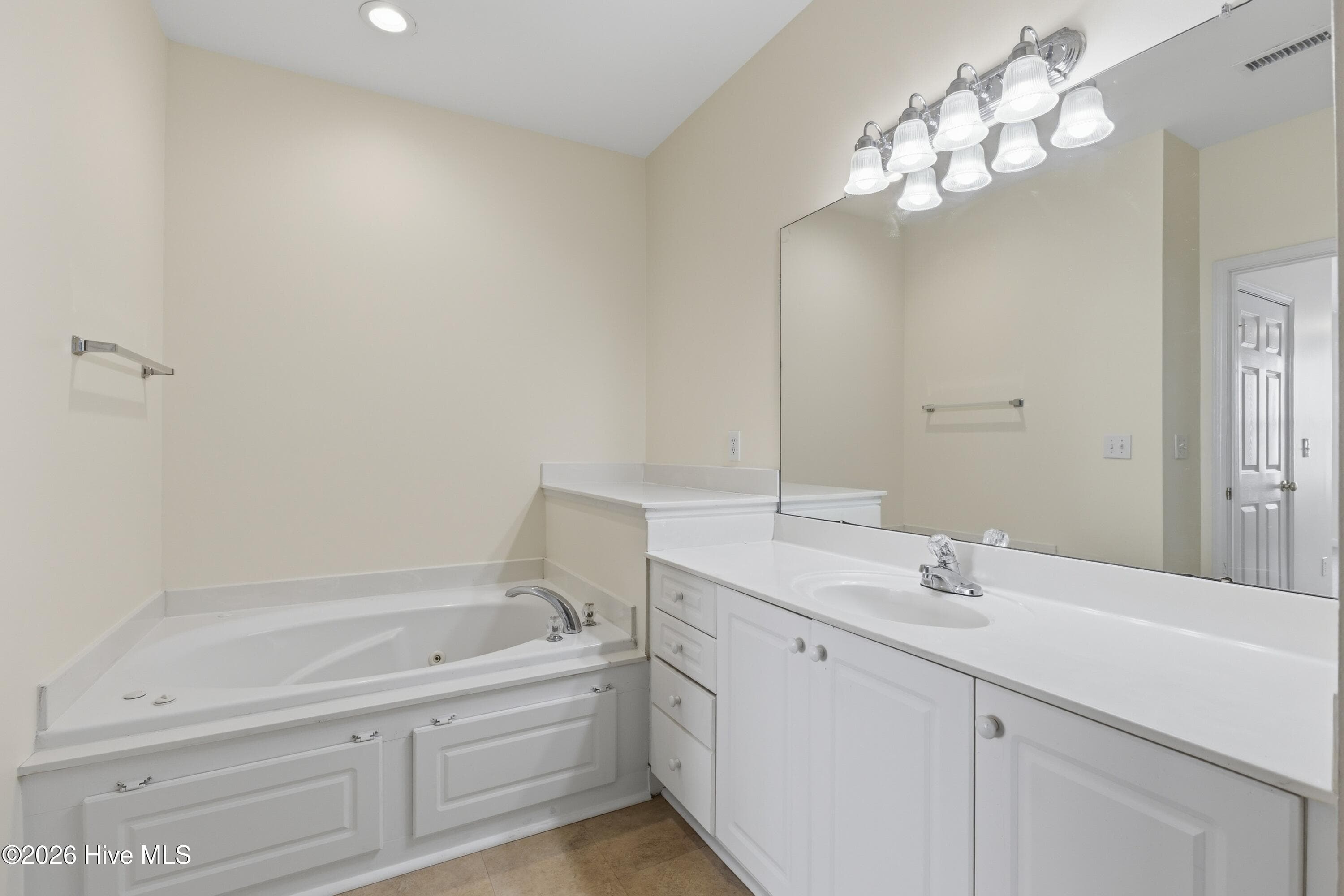 Condominium at 700 Indica Court Apt 201, Wilmington, NC 28405, photo 17 of 28