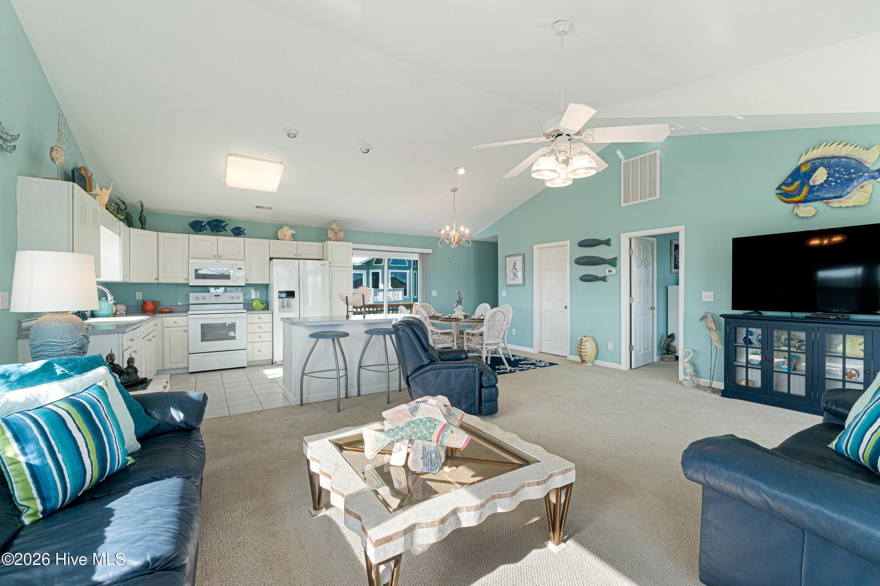 Single Family Residence at 118 Heverly Drive, Emerald Isle, NC 28594, photo 10 of 61