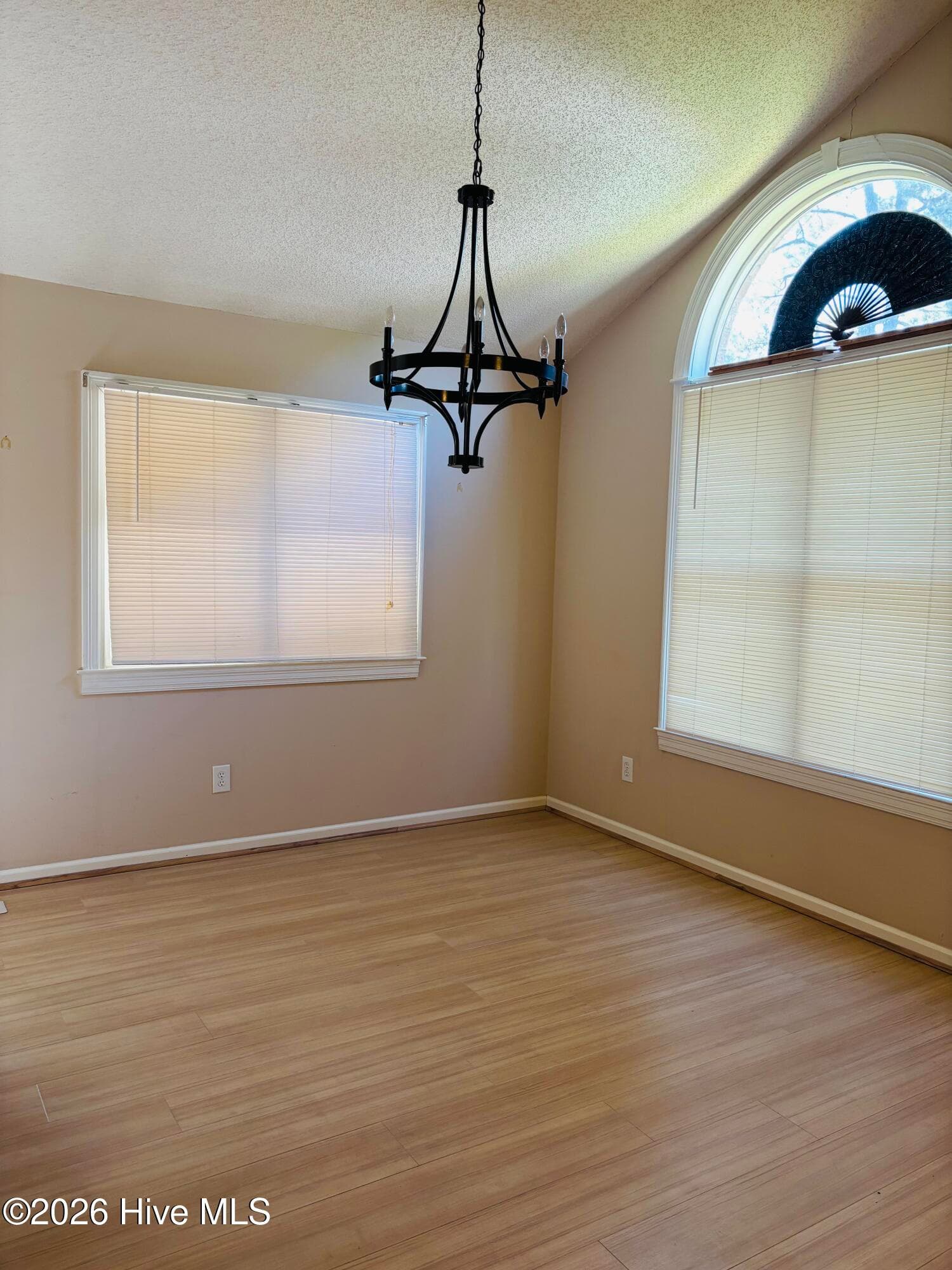 Single Family Residence at 614 Player Court, Jacksonville, NC 28540, photo 7 of 21