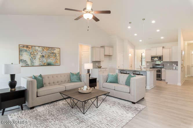 6317 Gondolier Drive, New Bern, NC 28560