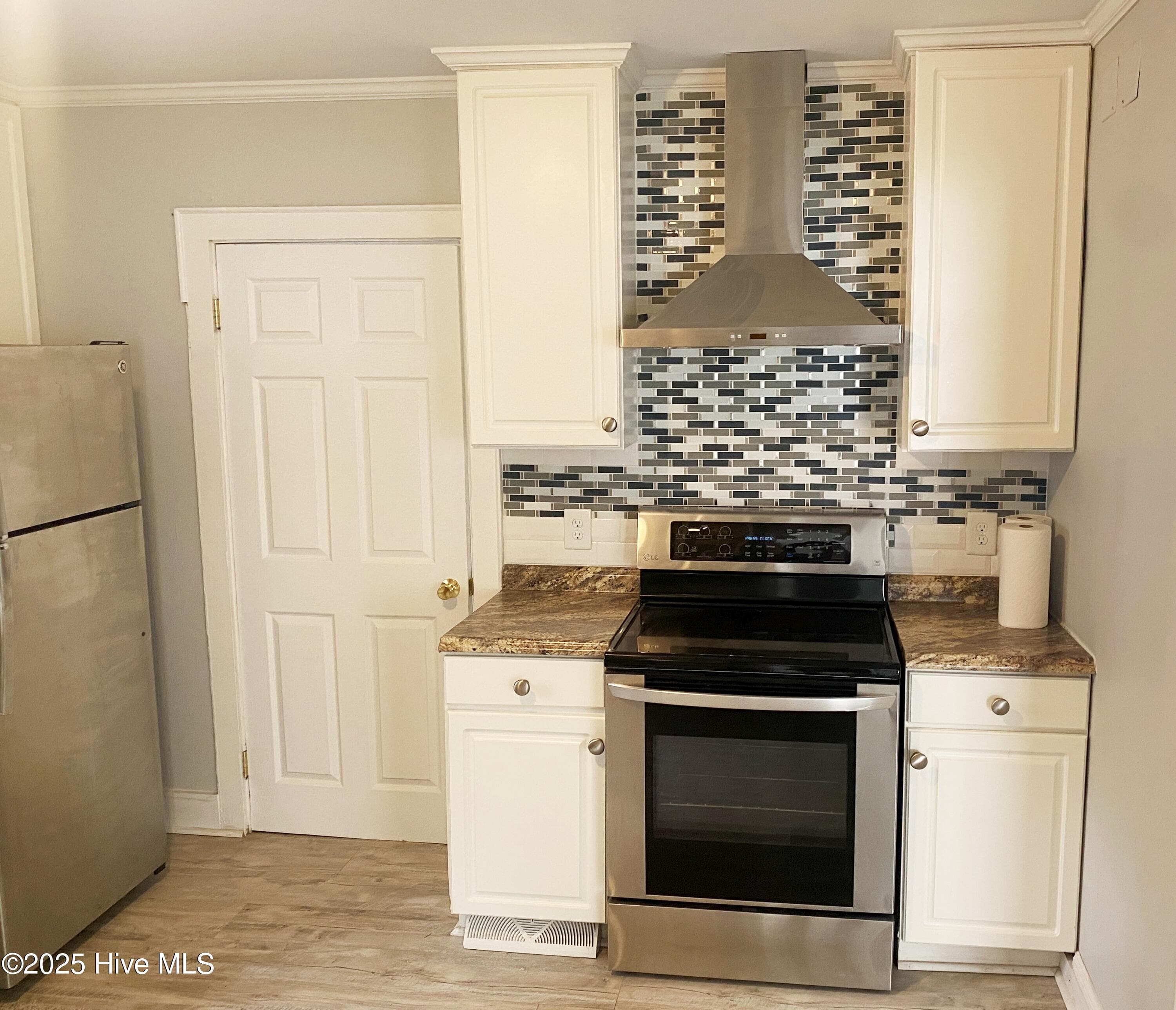Single Family Residence at 1306 N Respess Street, Washington, NC 27889, photo 11 of 18