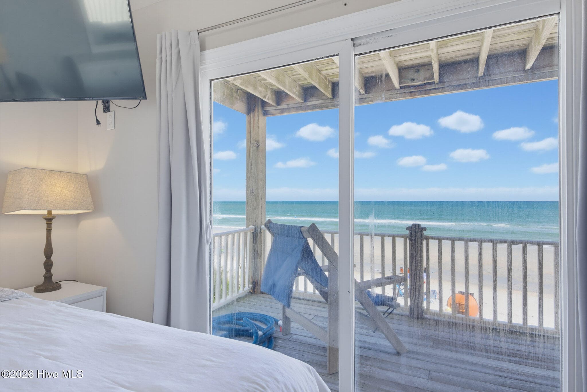 Single Family Residence at 33 Porpoise Place, North Topsail Beach, NC 28460, photo 2 of 6