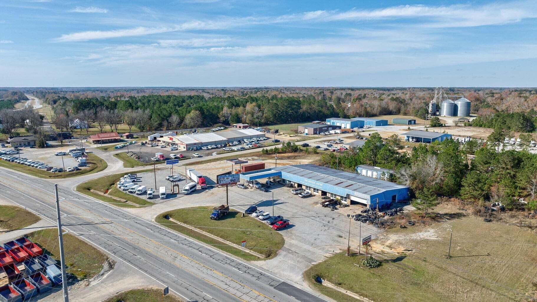 Warehouse at 608 S Main Street, Wrens, GA 30833, photo 7 of 10