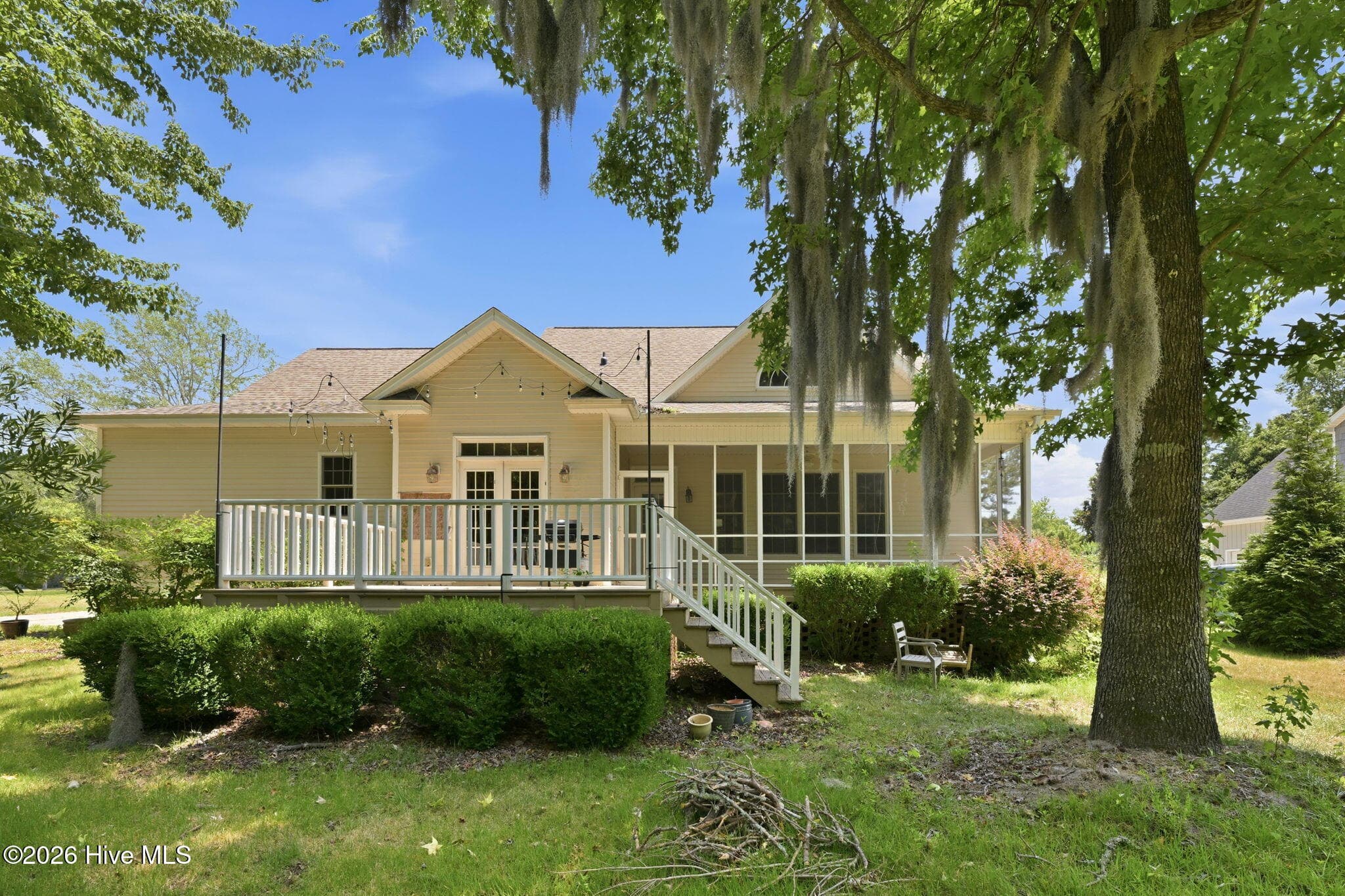 Single Family Residence at 202 Emmen Road, New Bern, NC 28562, photo 37 of 50