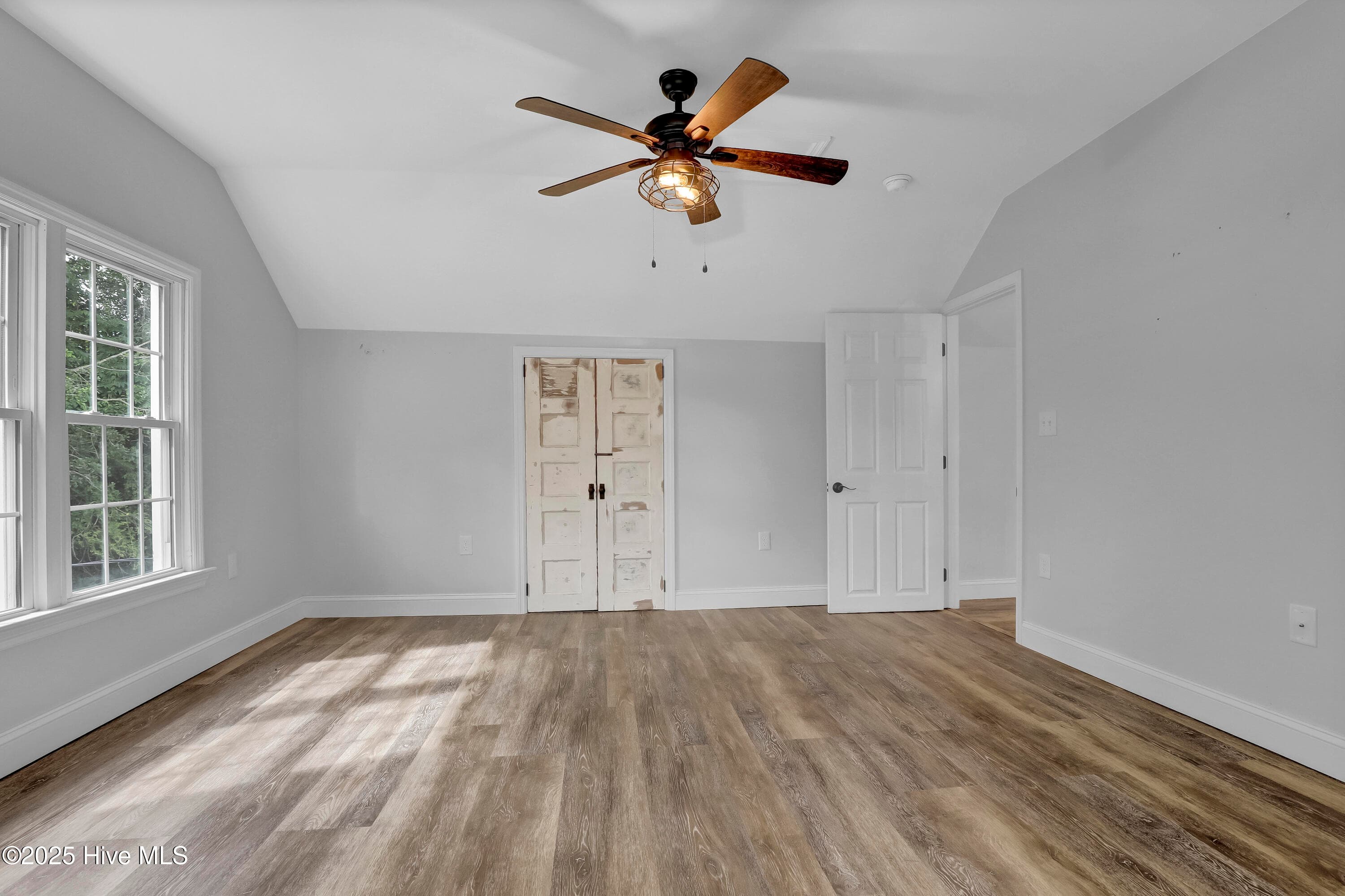 Single Family Residence at 2971 Penderlea Highway, Burgaw, NC 28425, photo 19 of 26