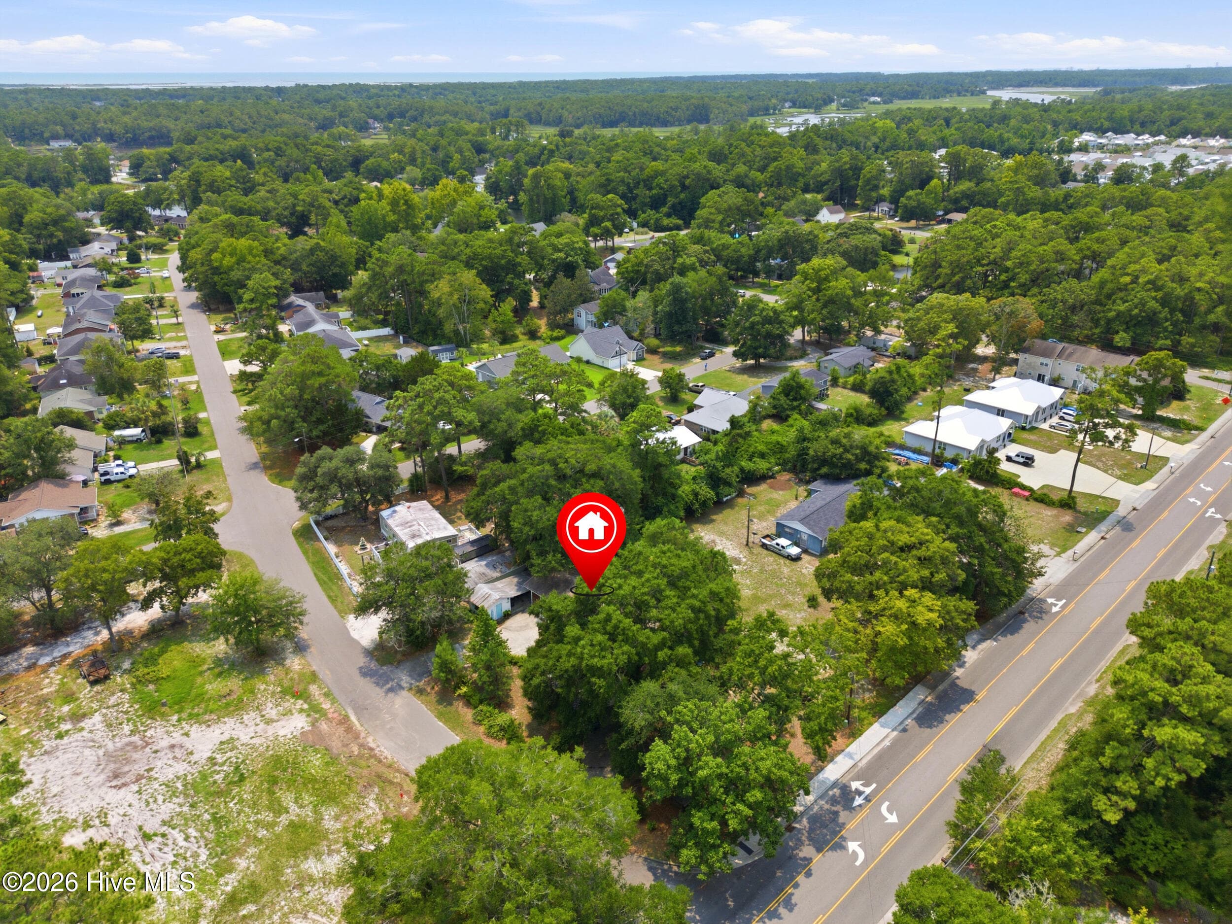 Manufactured Home at 9081 Beach Drive SW, Calabash, NC 28467, photo 59 of 65