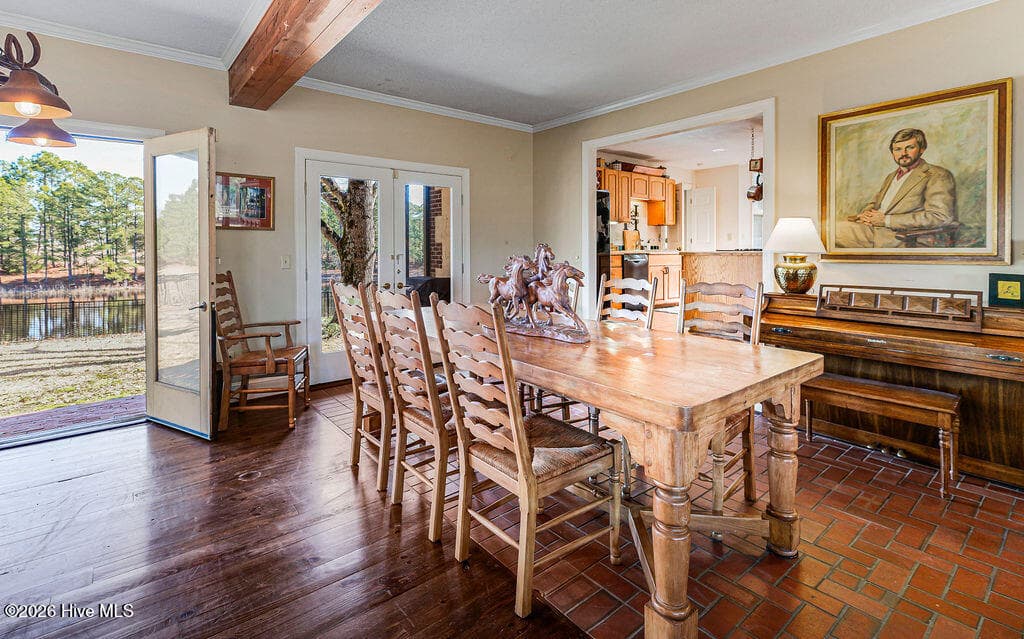 Single Family Residence at 450 Addor Road, Aberdeen, NC 28315, photo 6 of 47