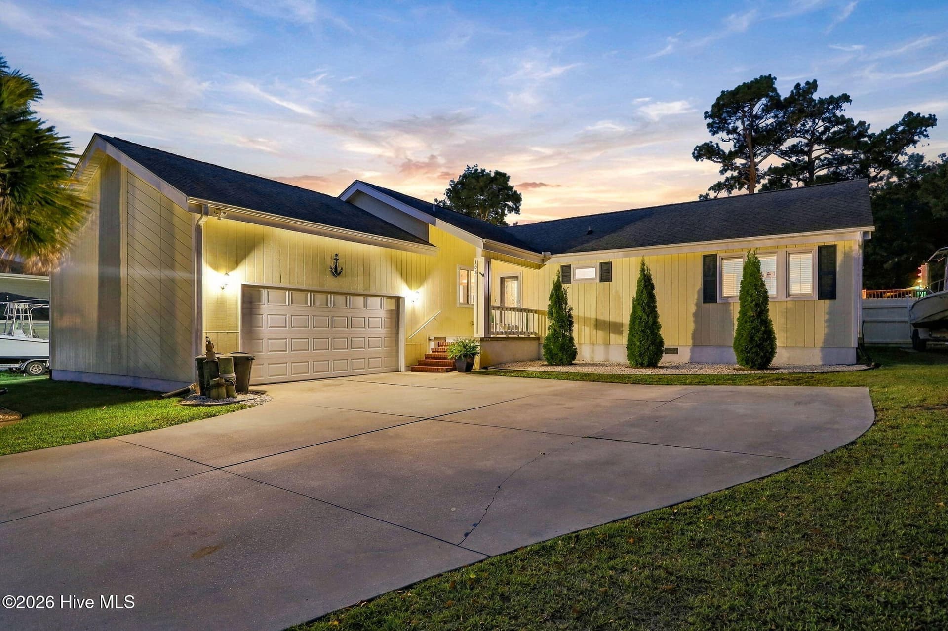 108 Gull Harbor Drive, Newport, NC 28570