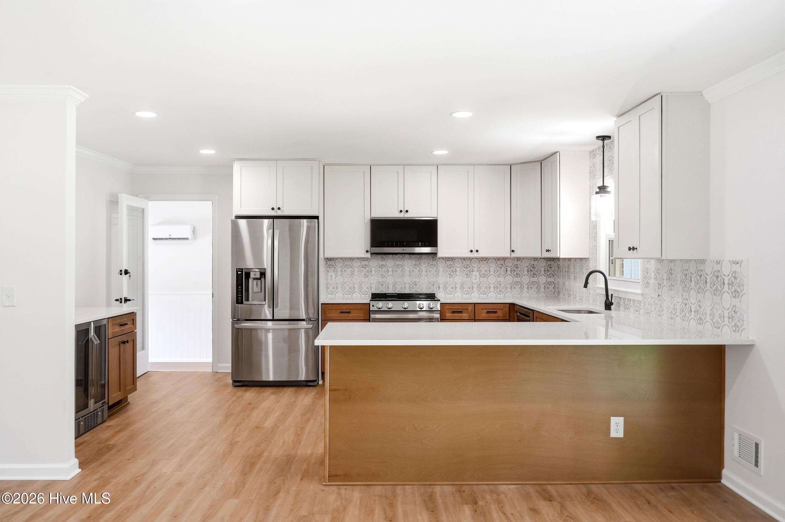 Single Family Residence at 4622 Dean Drive, Wilmington, NC 28405, photo 22 of 67