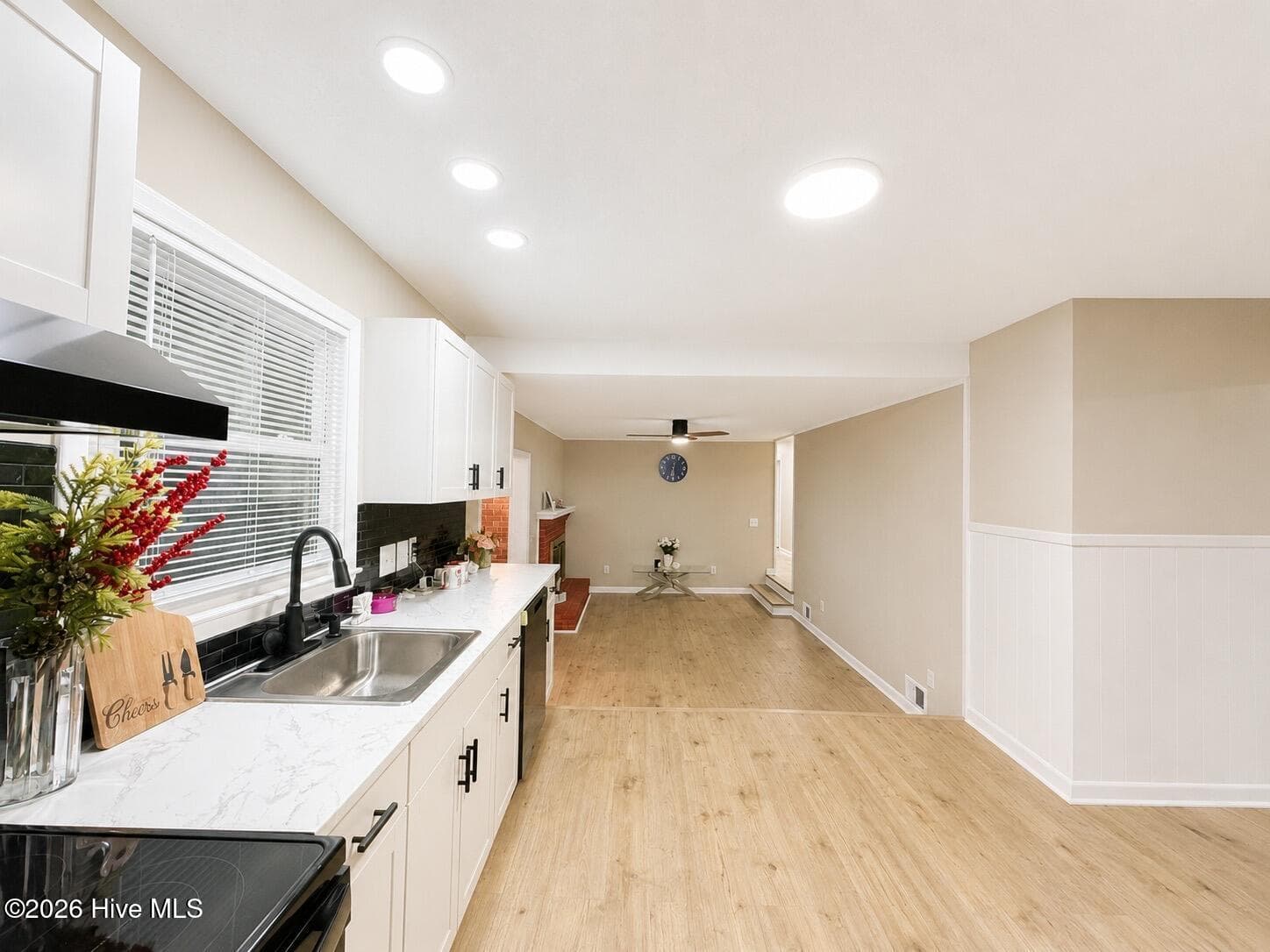 Single Family Residence at 3202 College Road, Wilmington, NC 28412, photo 18 of 45