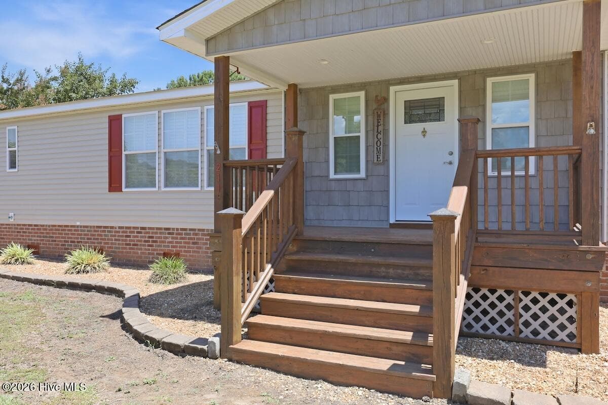 211 Arbor Drive, Columbia, NC 27925