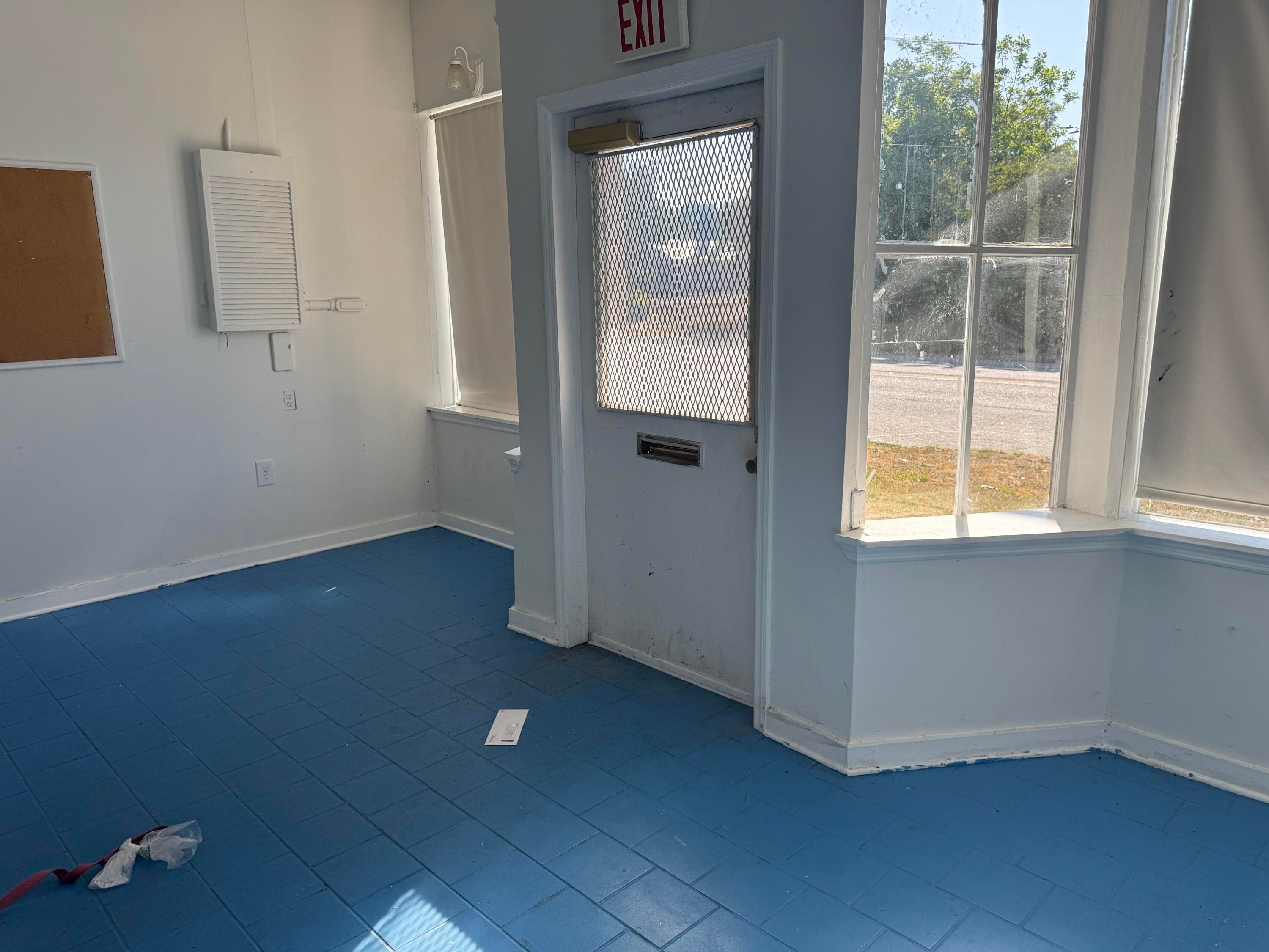 Entryway / storefront of commercial space (702 Crawford) - 702 Crawford Avenue, Augusta, GA 30904