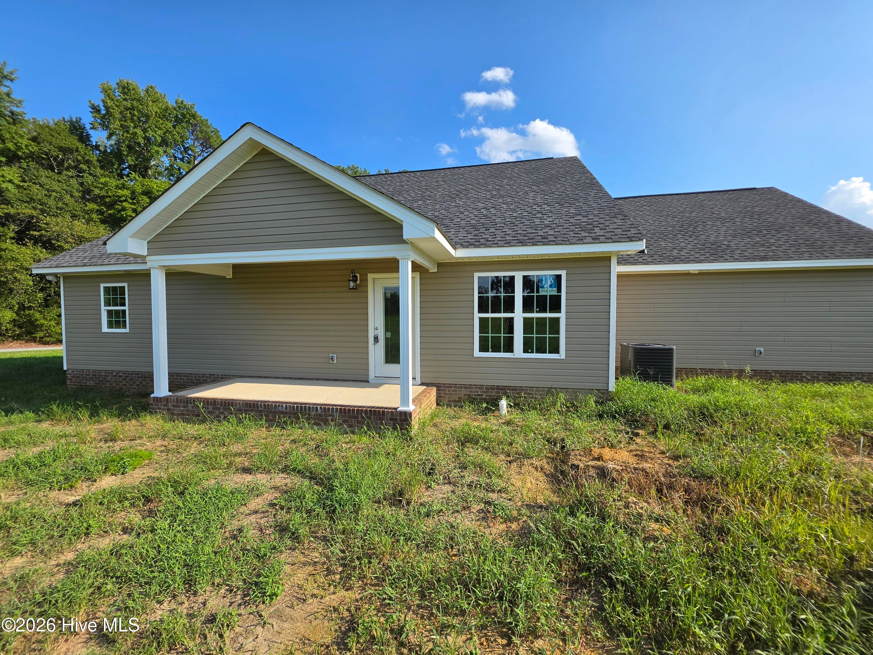 Single Family Residence at 756 Jordan Road, Autryville, NC 28318, photo 10 of 98