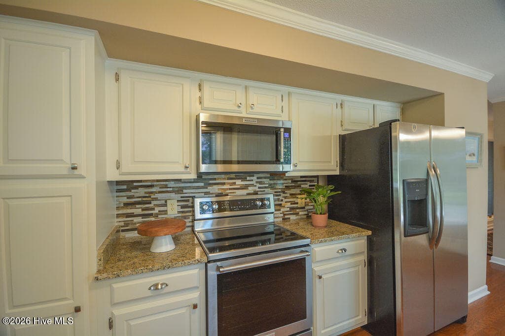 Townhouse at 285 Sugar Gum Lane Unit 20, Pinehurst, NC 28374, photo 22 of 75