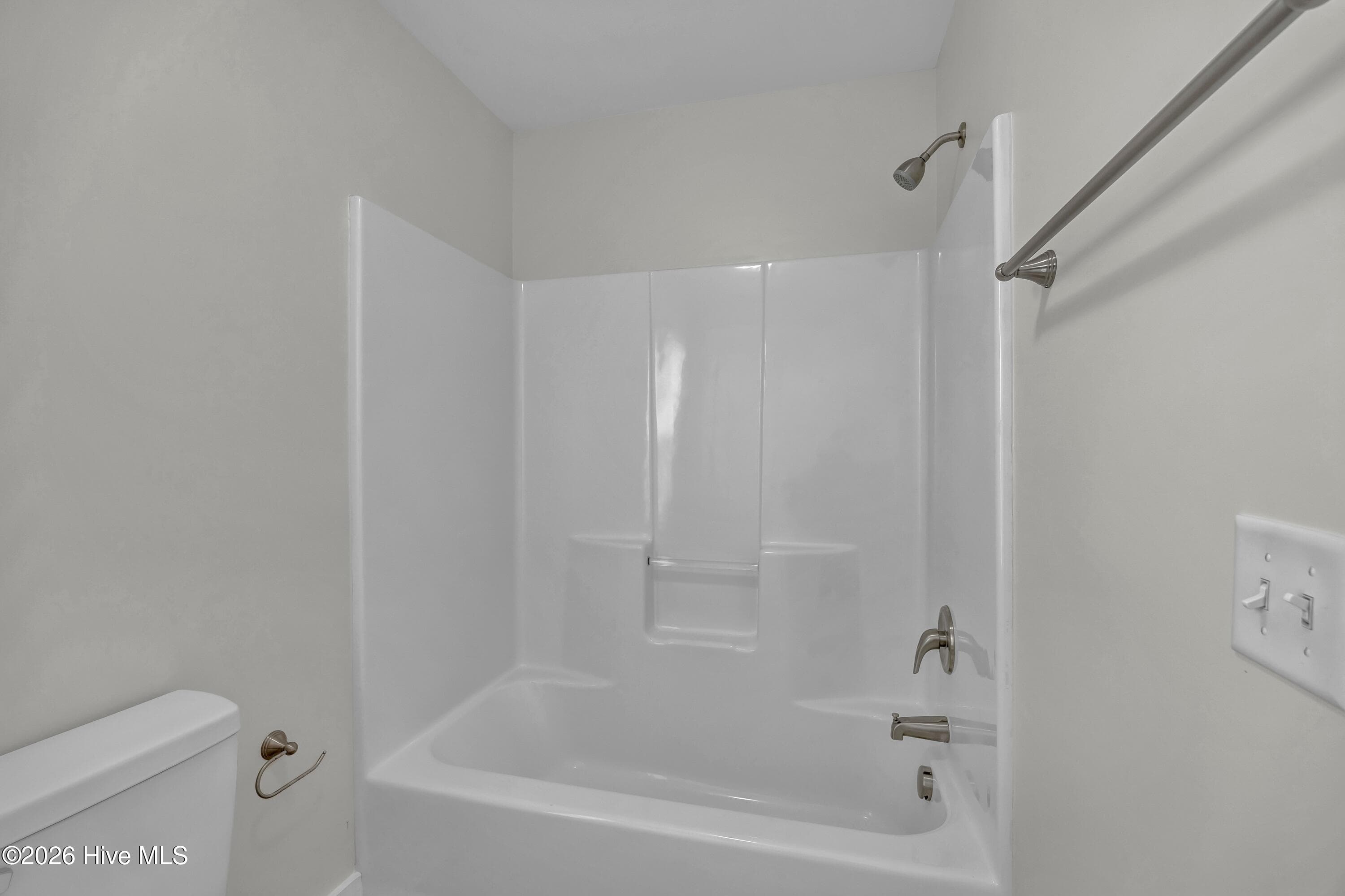 Single Family Residence at 4136 Pine Hollow Drive, Wilmington, NC 28412, photo 23 of 28