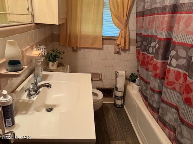 Single Family Residence at 1021 Burt Street, Rocky Mount, NC 27801, photo 5 of 7