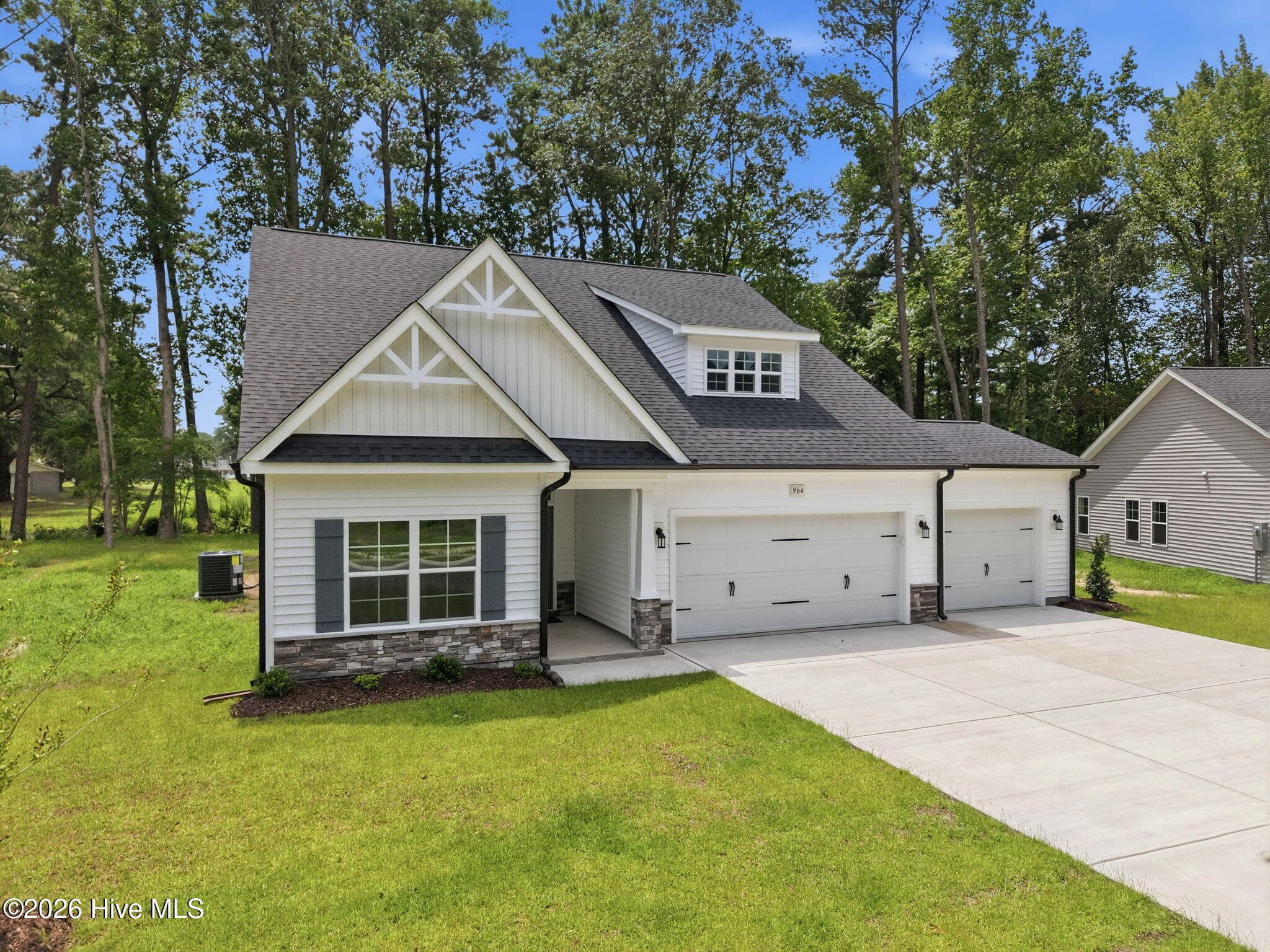 Single Family Residence at 964 Rialto Lane, Ayden, NC 28513, photo 6 of 63